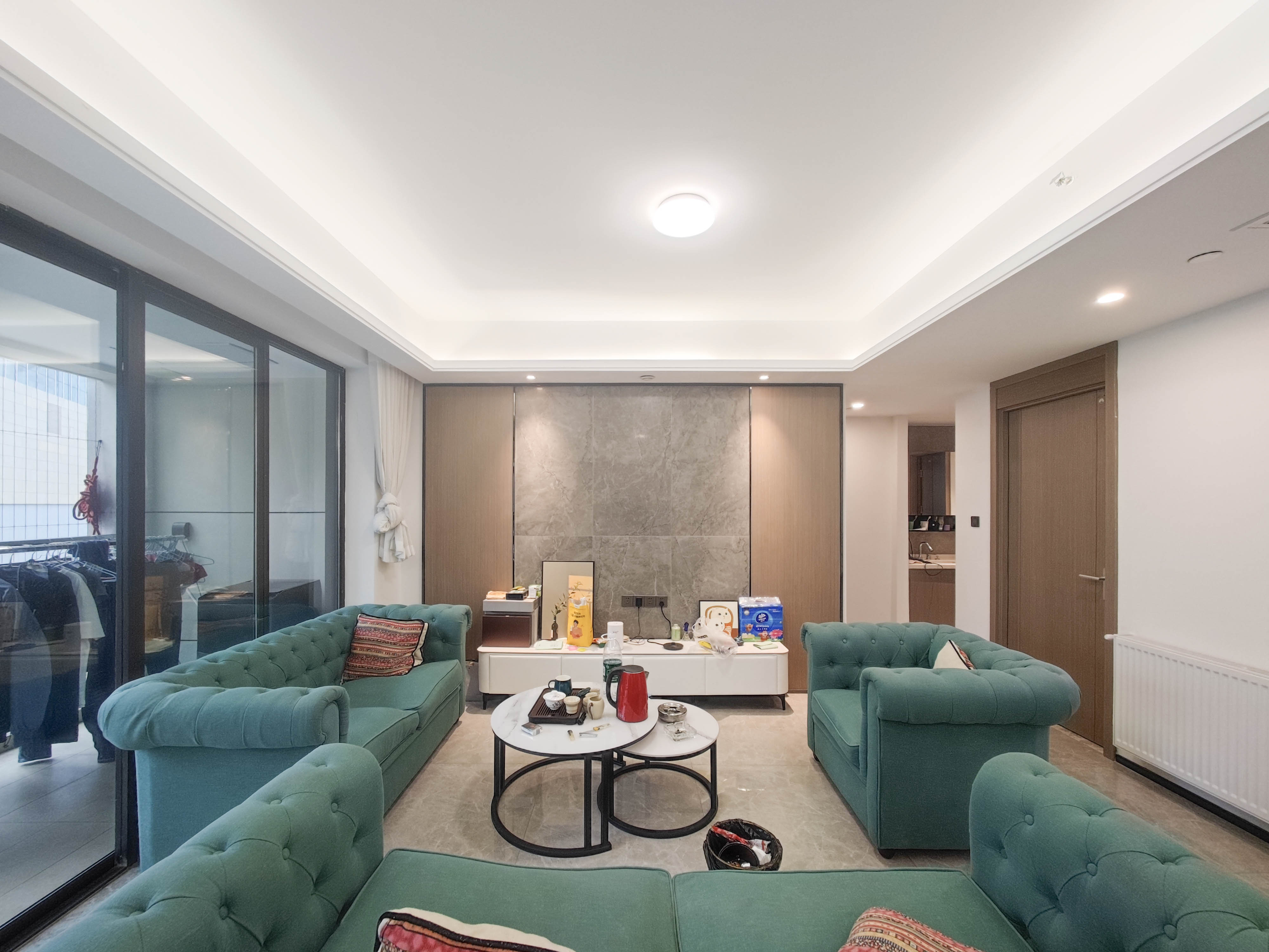 长房星城天地  4室2厅2卫    178.8万 长房星城天地  4室2厅2卫    178.8万客厅