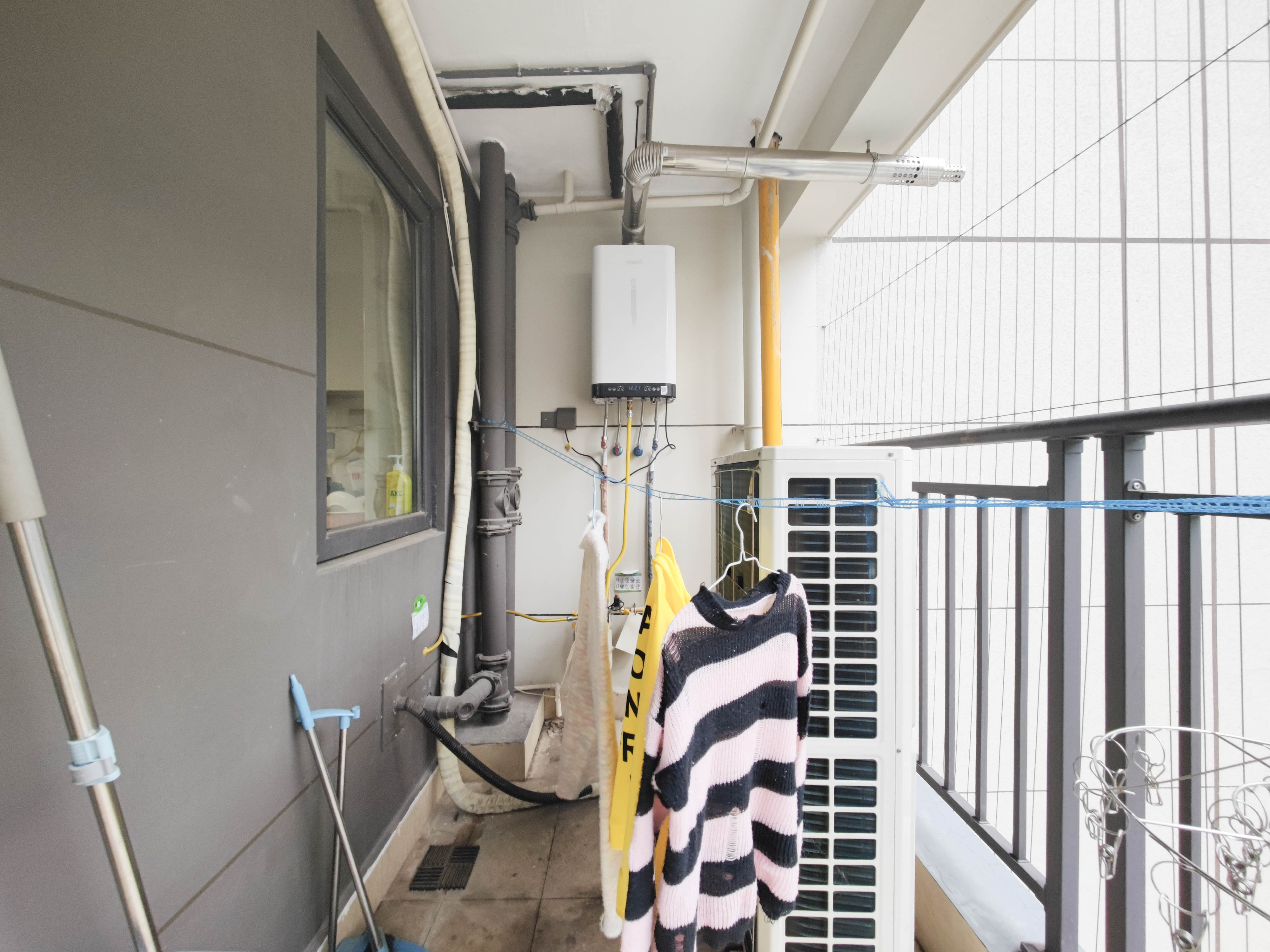 长房星城天地  4室2厅2卫    178.8万 长房星城天地  4室2厅2卫    178.8万阳台