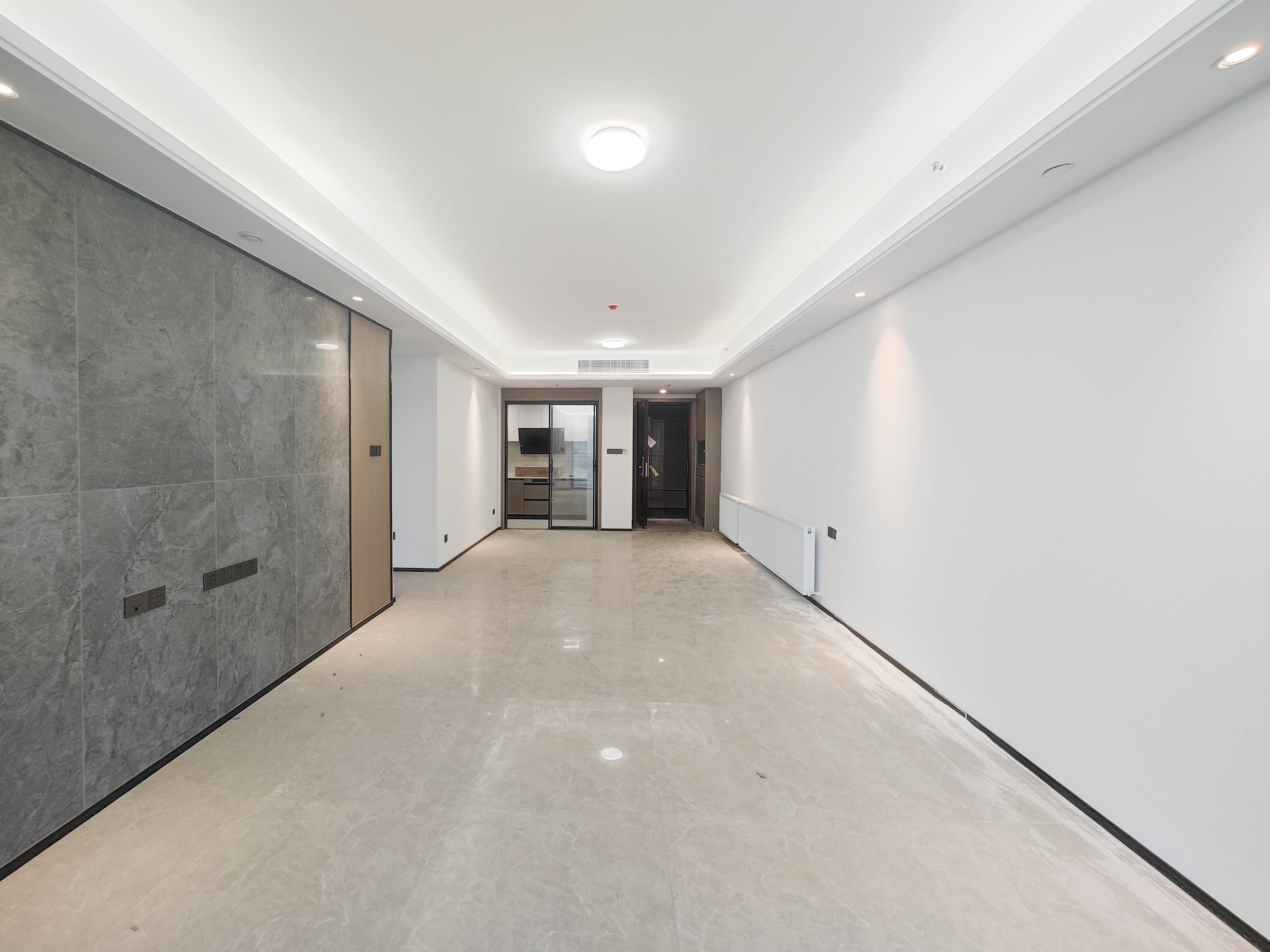 长房星城天地 3室2厅2卫 166.0万 长房星城天地 3室2厅2卫 166.0万客厅