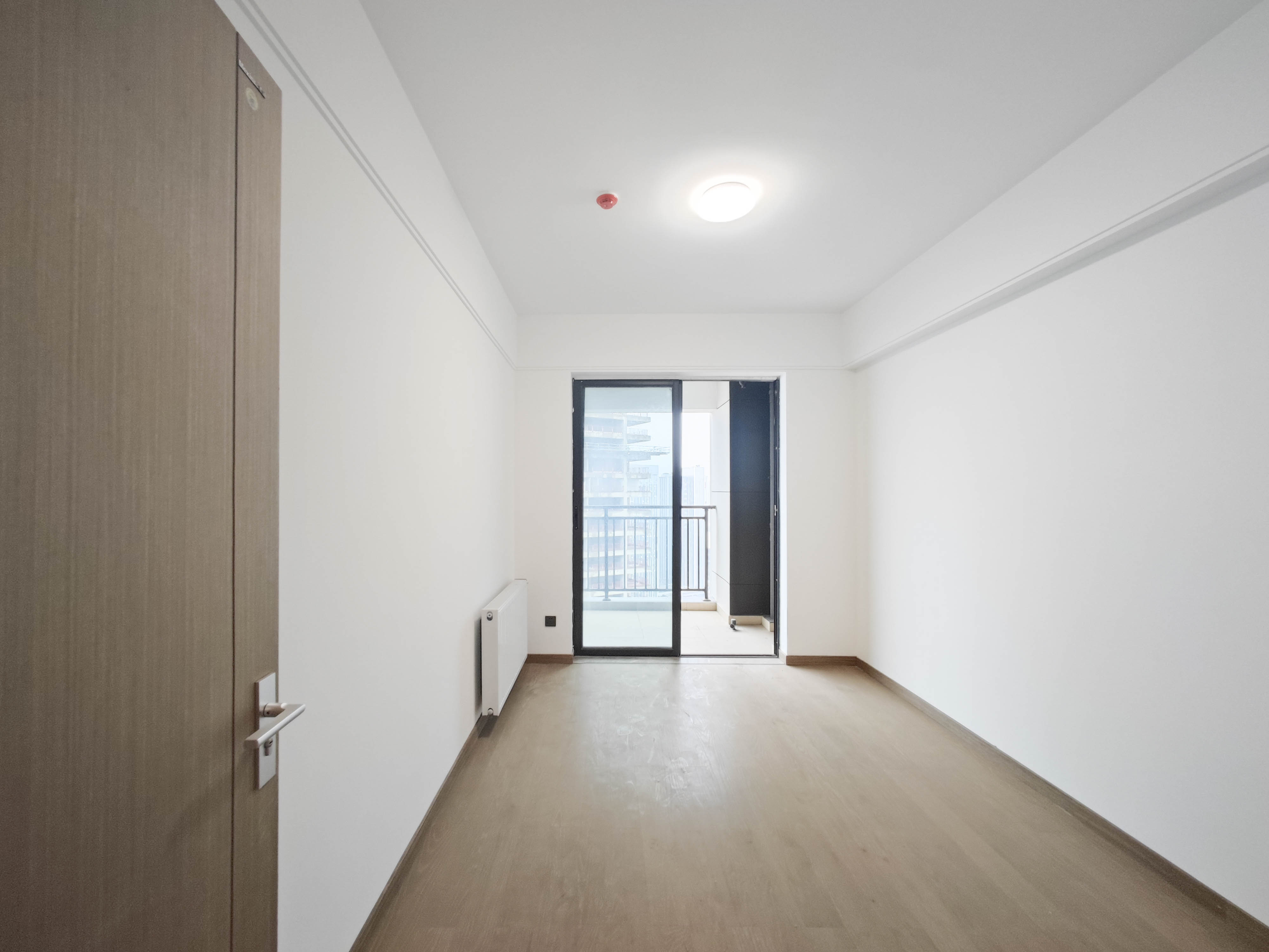 长房星城天地 3室2厅2卫 166.0万 长房星城天地 3室2厅2卫 166.0万卧室