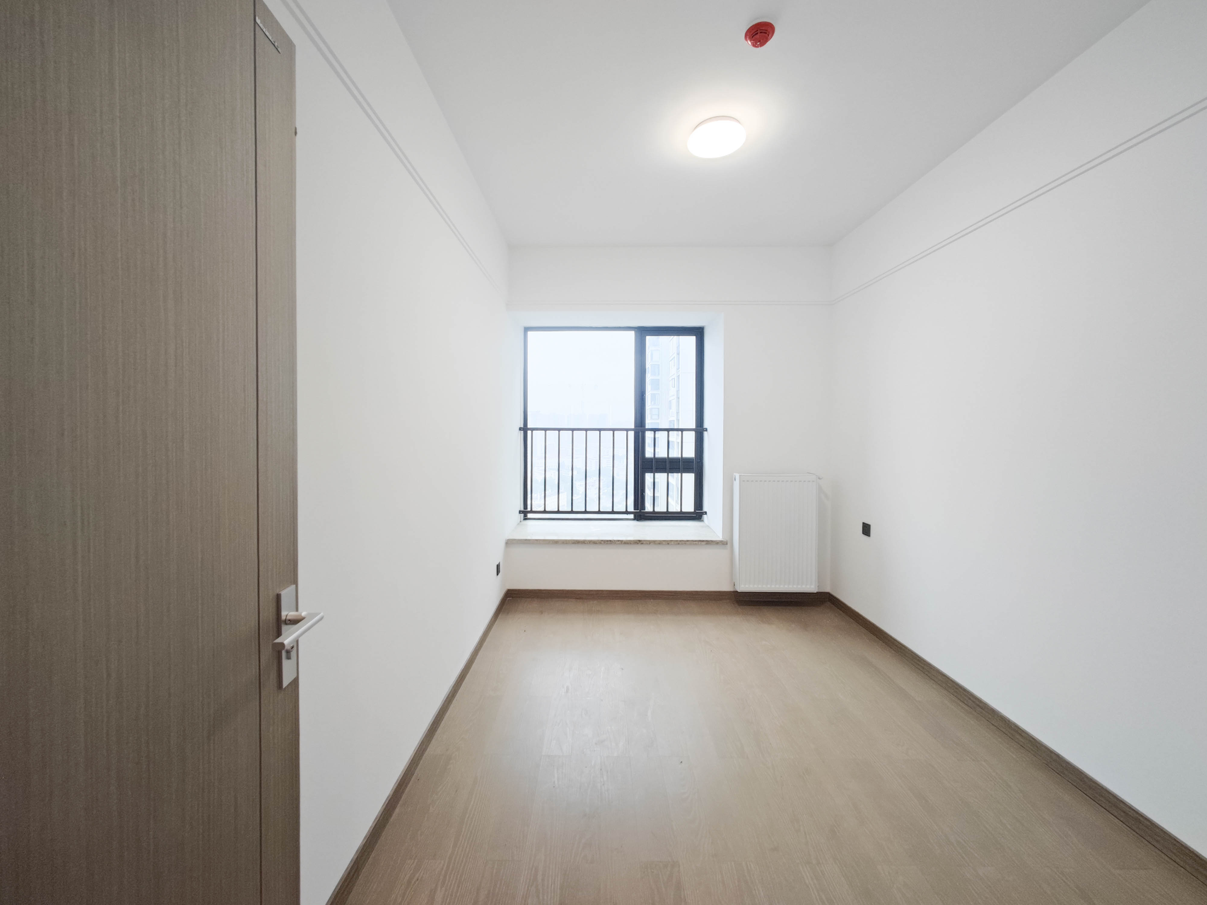 长房星城天地 3室2厅2卫 166.0万 长房星城天地 3室2厅2卫 166.0万卧室