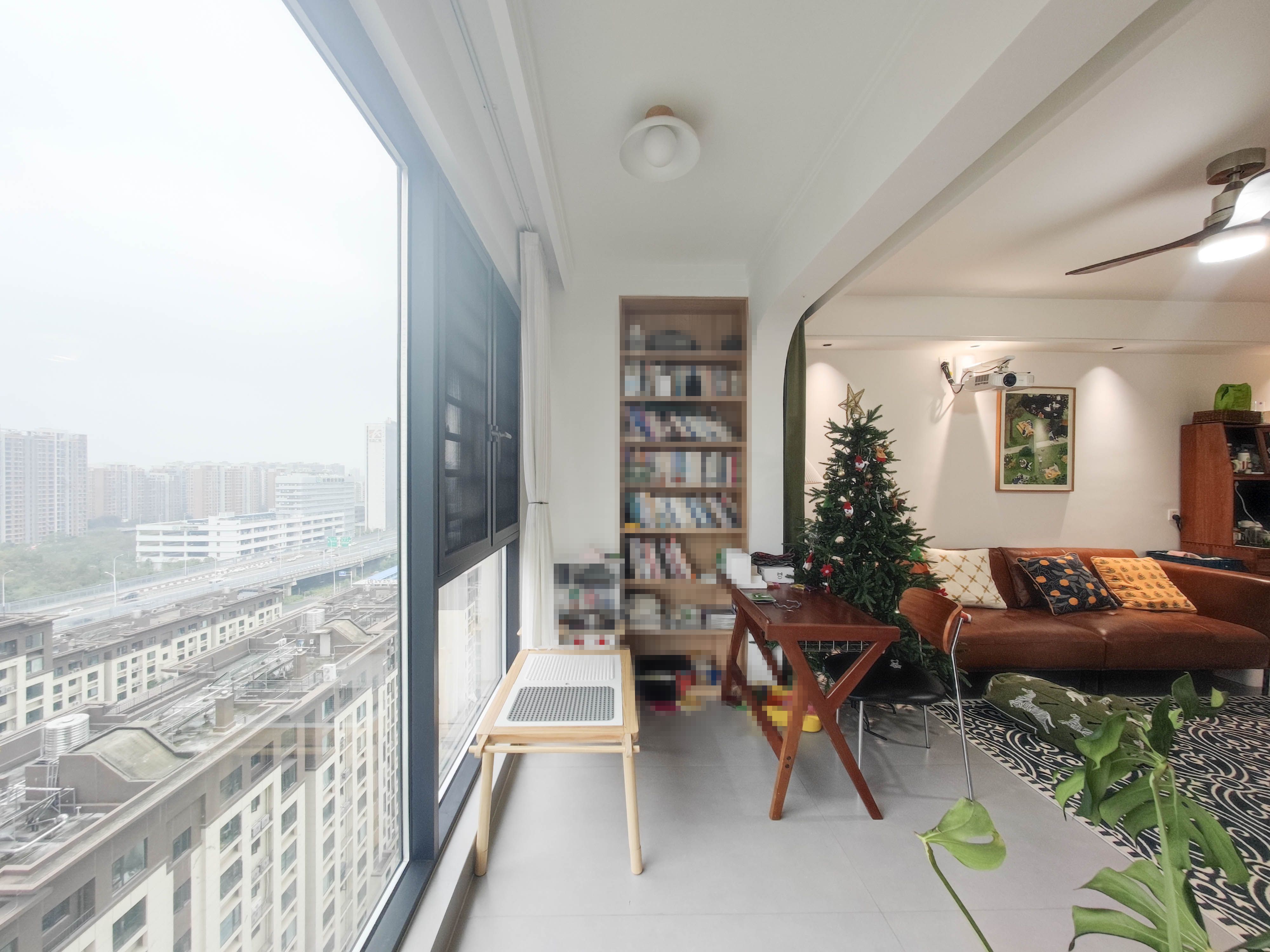 远洋红星天铂一期 3室2厅2卫 118.0万 远洋红星天铂一期 3室2厅2卫 118.0万阳台