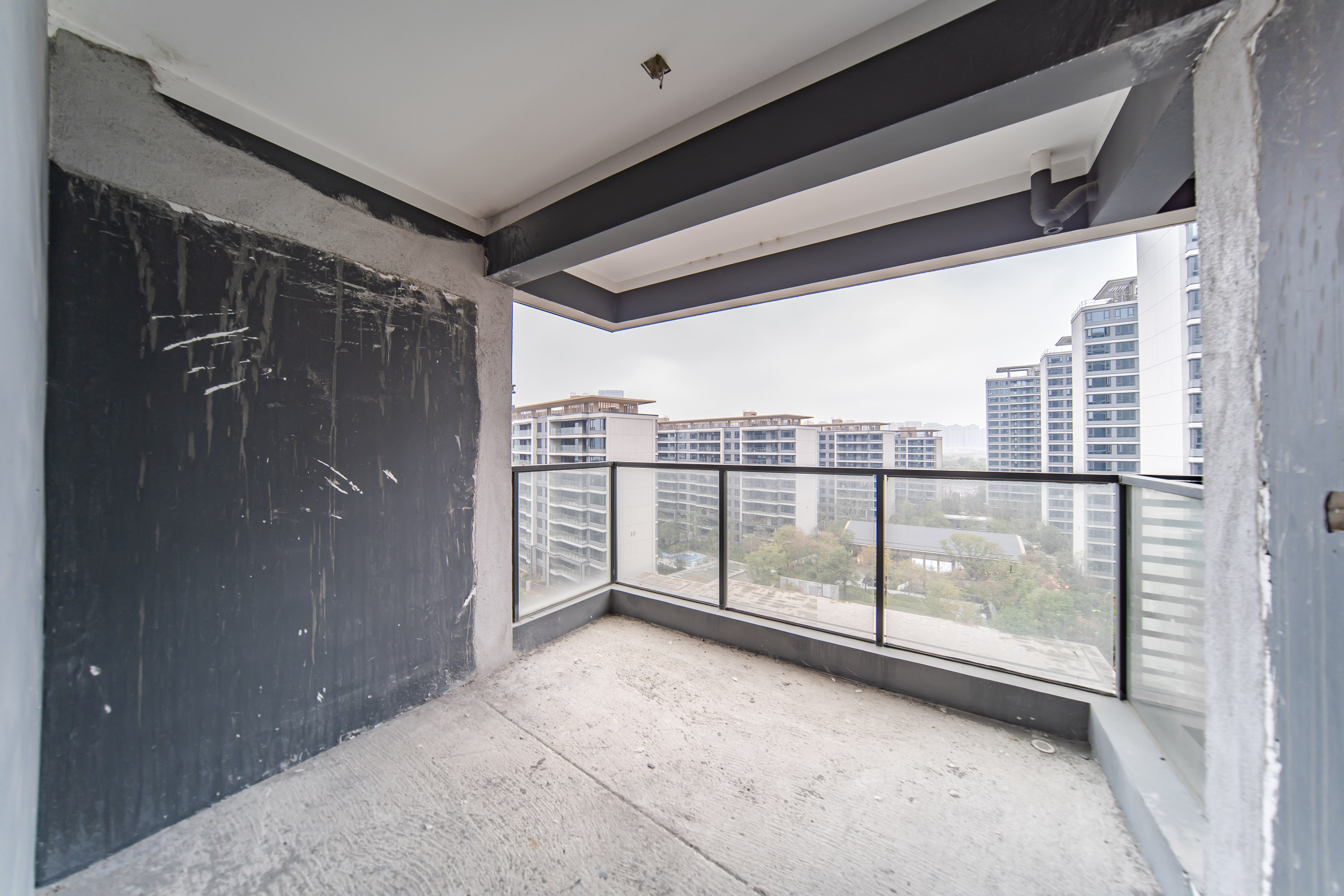 城发恒伟洋湖映2009  4室2厅2卫    255.0万卧室