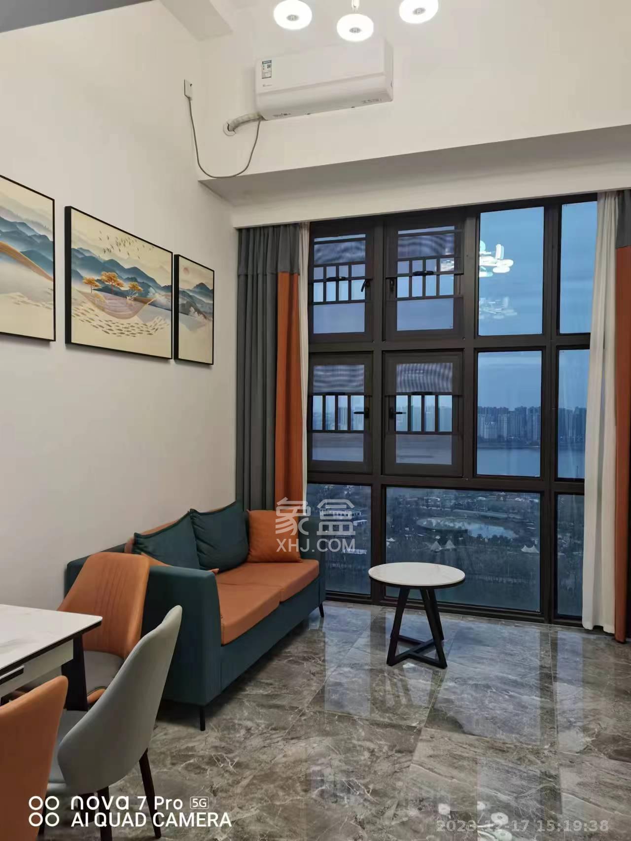 长燃润和天地(长润小区印湘江) 1室1厅1卫 1800.0元/月 长燃润和天地(长润小区印湘江) 1室1厅1卫 1800.0元/月室内图