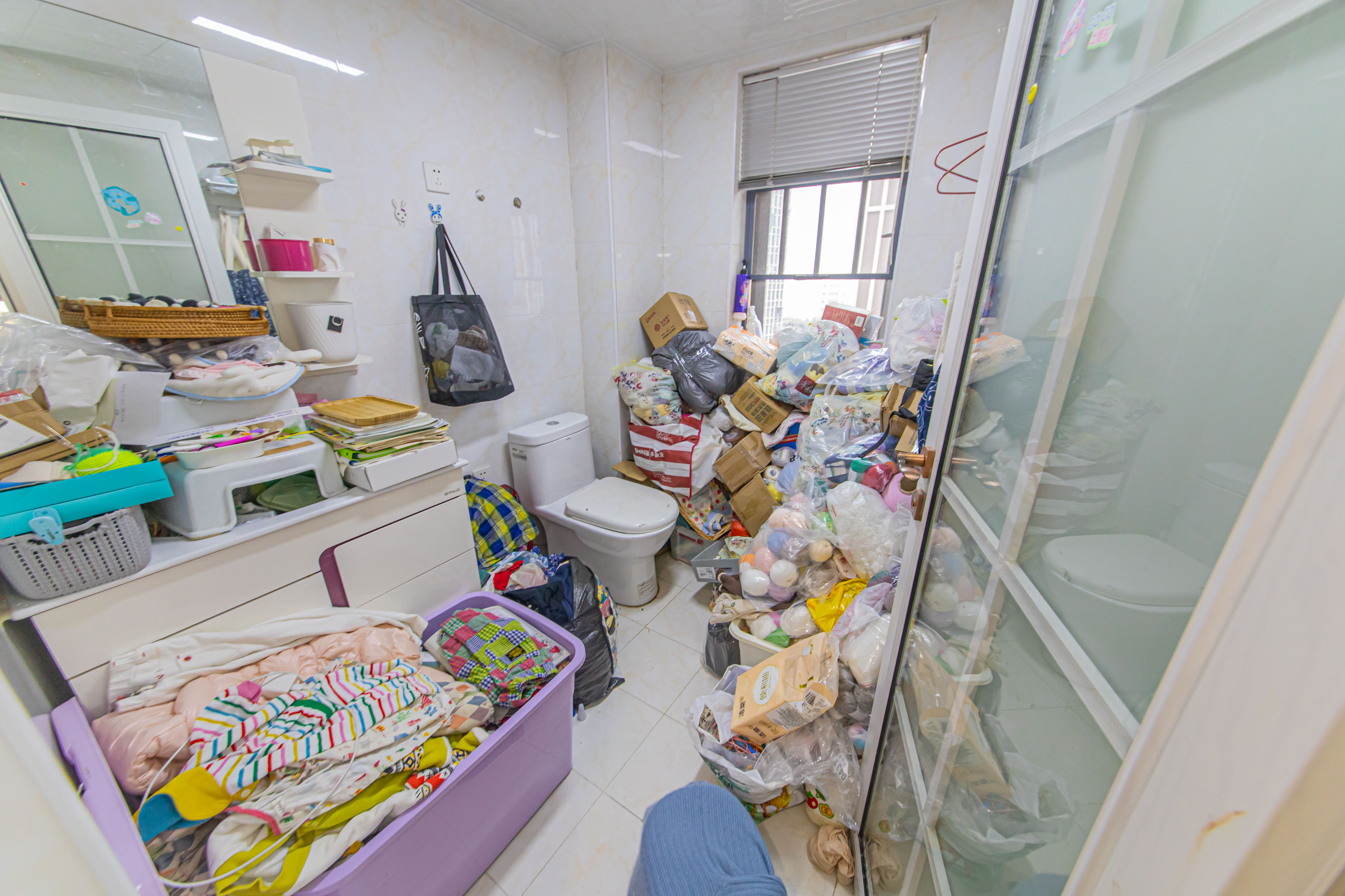 中建芙蓉嘉苑  3室2厅2卫    99.8万 中建芙蓉嘉苑  3室2厅2卫    99.8万卫生间