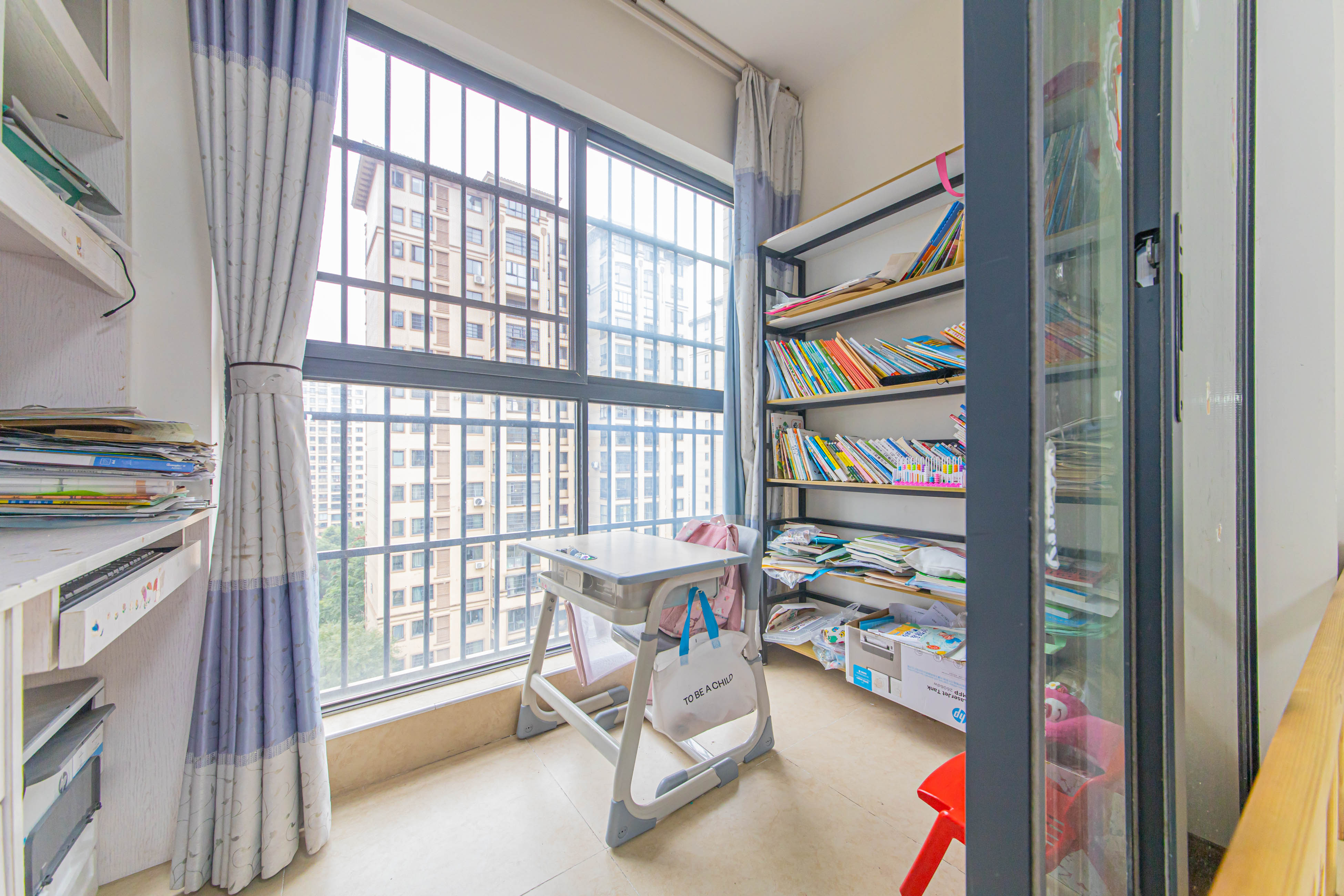 中建芙蓉嘉苑  3室2厅2卫    99.8万 中建芙蓉嘉苑  3室2厅2卫    99.8万阳台