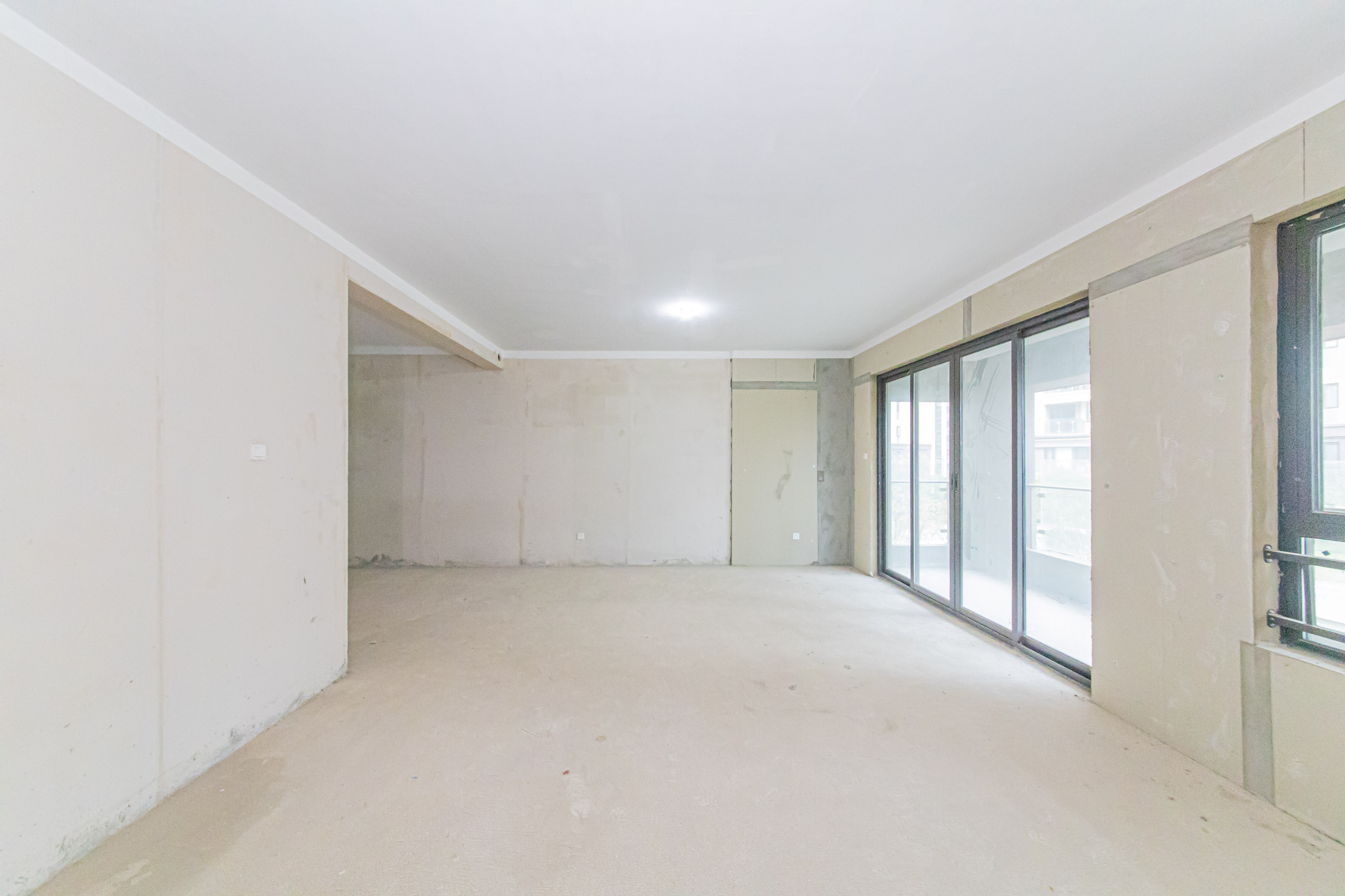 北辰中央公园辰玺洋房区  4室2厅3卫    265.0万 北辰中央公园辰玺洋房区  4室2厅3卫    265.0万客厅