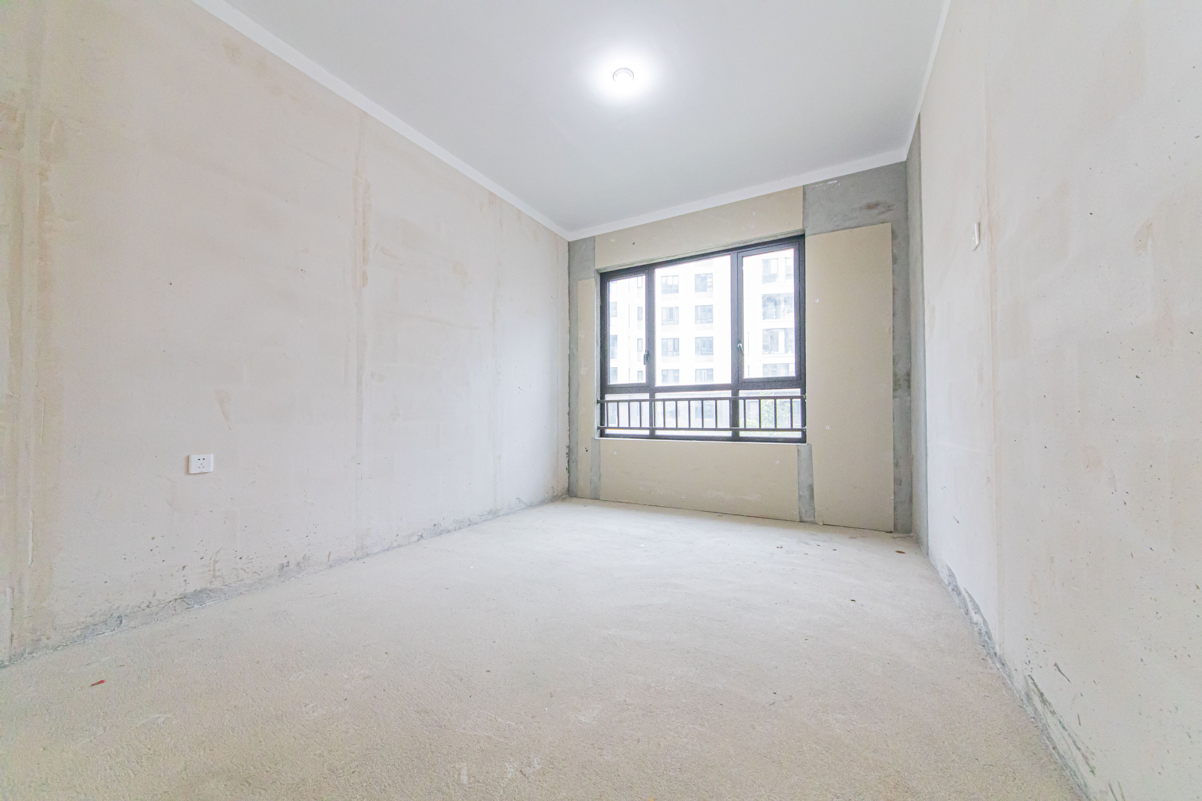 北辰中央公园辰玺洋房区  4室2厅3卫    265.0万 北辰中央公园辰玺洋房区  4室2厅3卫    265.0万卧室