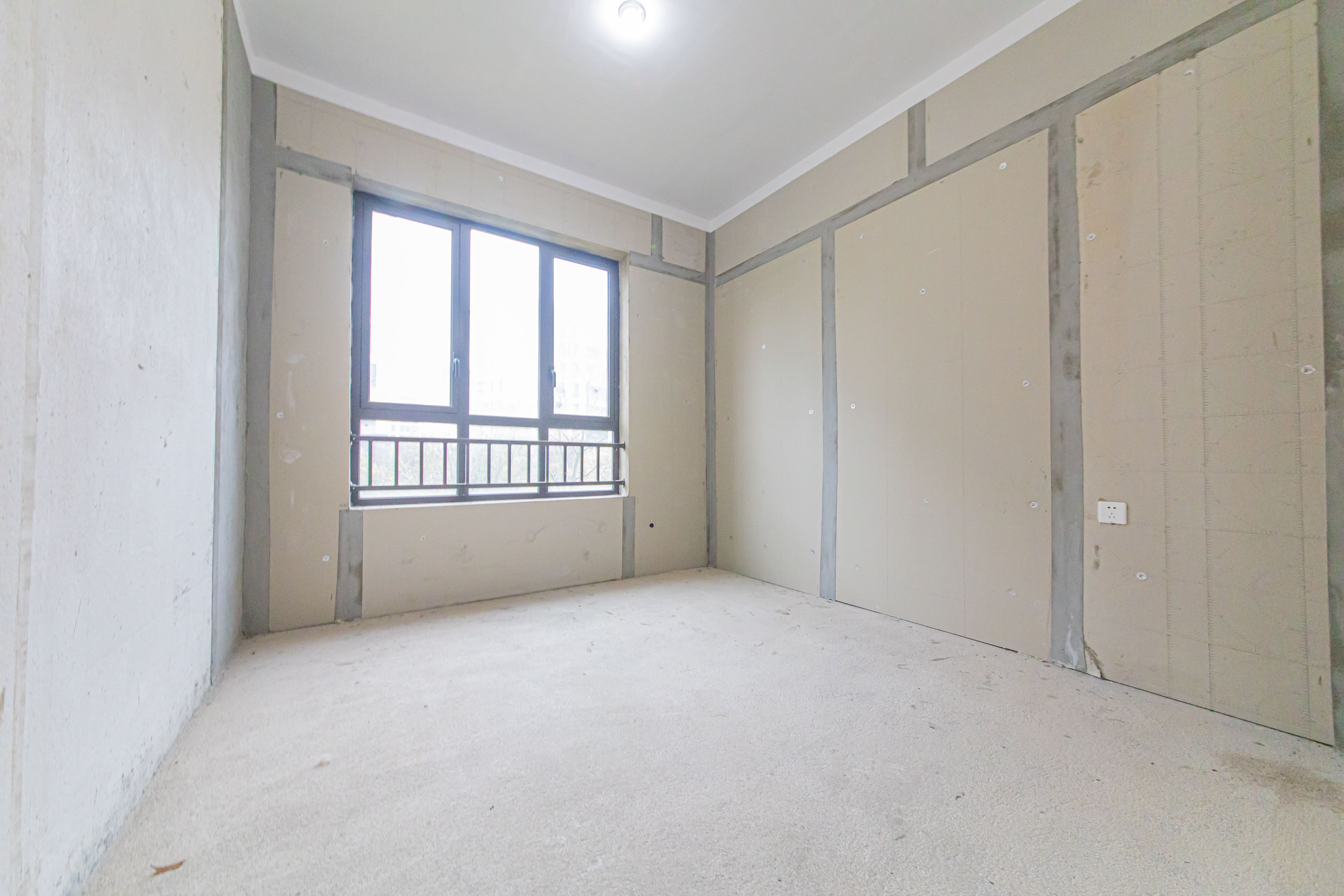 北辰中央公园辰玺洋房区  4室2厅3卫    265.0万 北辰中央公园辰玺洋房区  4室2厅3卫    265.0万卧室