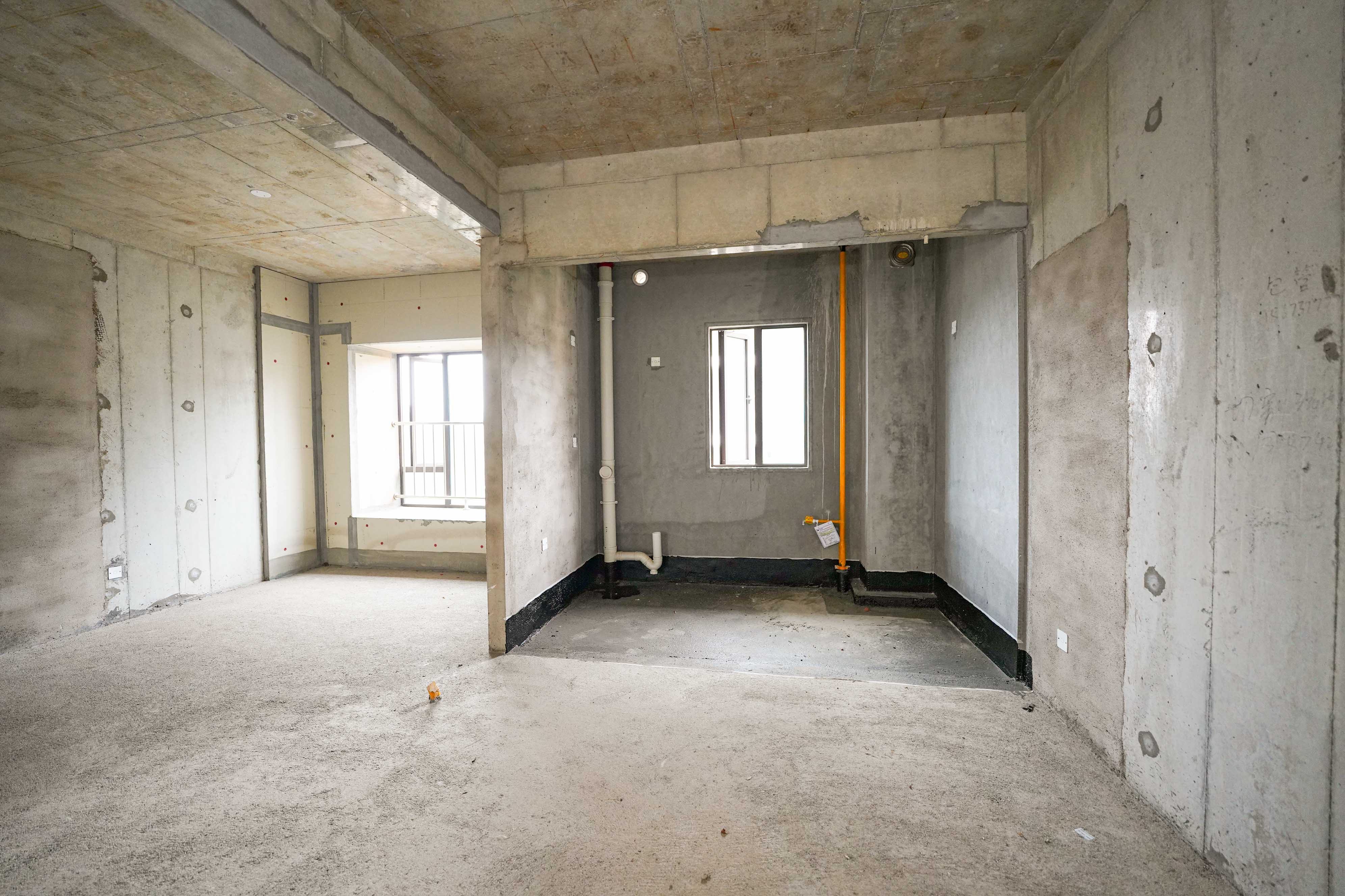 福天藏郡院子 4室1厅2卫 137.8万 福天藏郡院子 4室1厅2卫 137.8万客厅