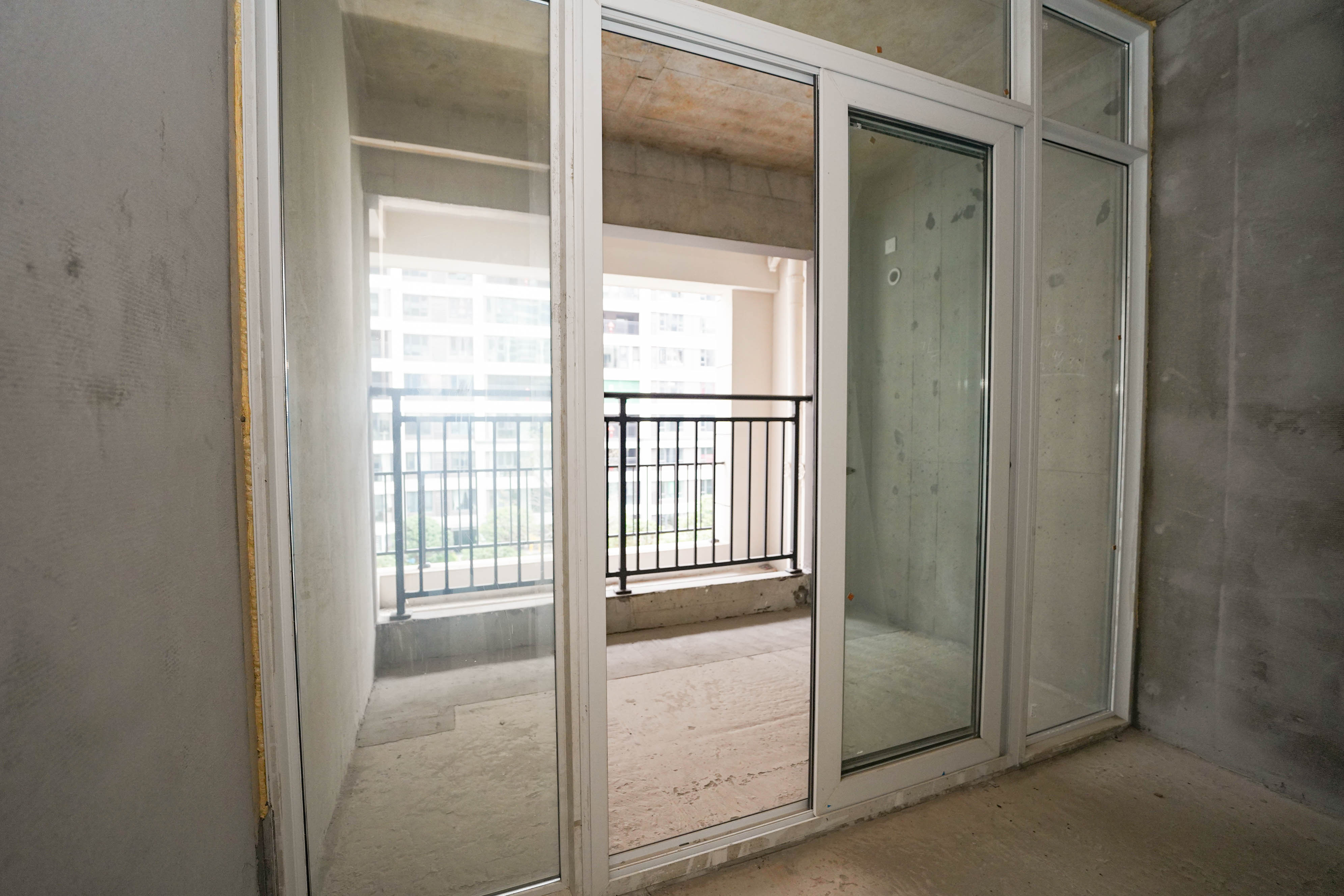 金地都会风華  4室2厅2卫    149.0万 金地都会风華  4室2厅2卫    149.0万卧室