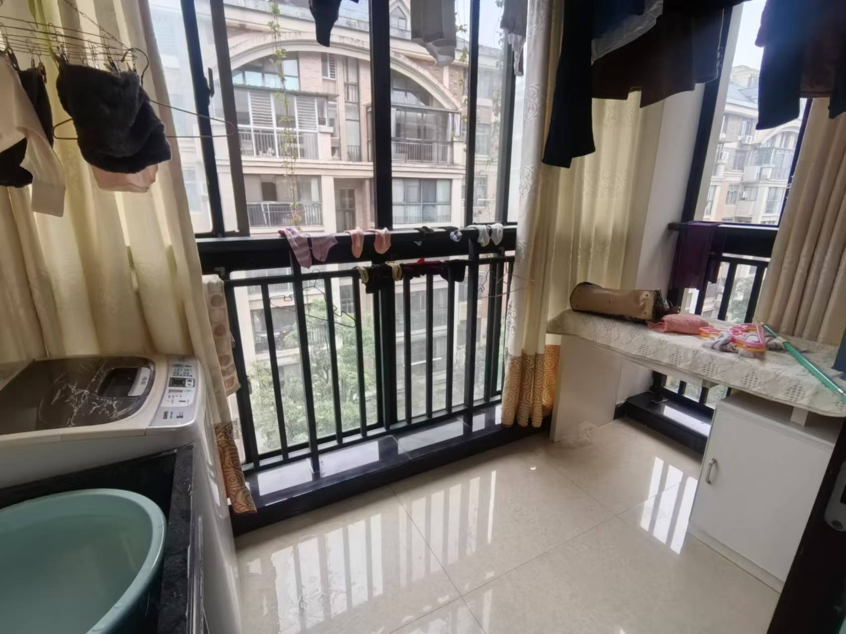 嘉盛华府 3室2厅2卫 44.8万 嘉盛华府 3室2厅2卫 44.8万室内图