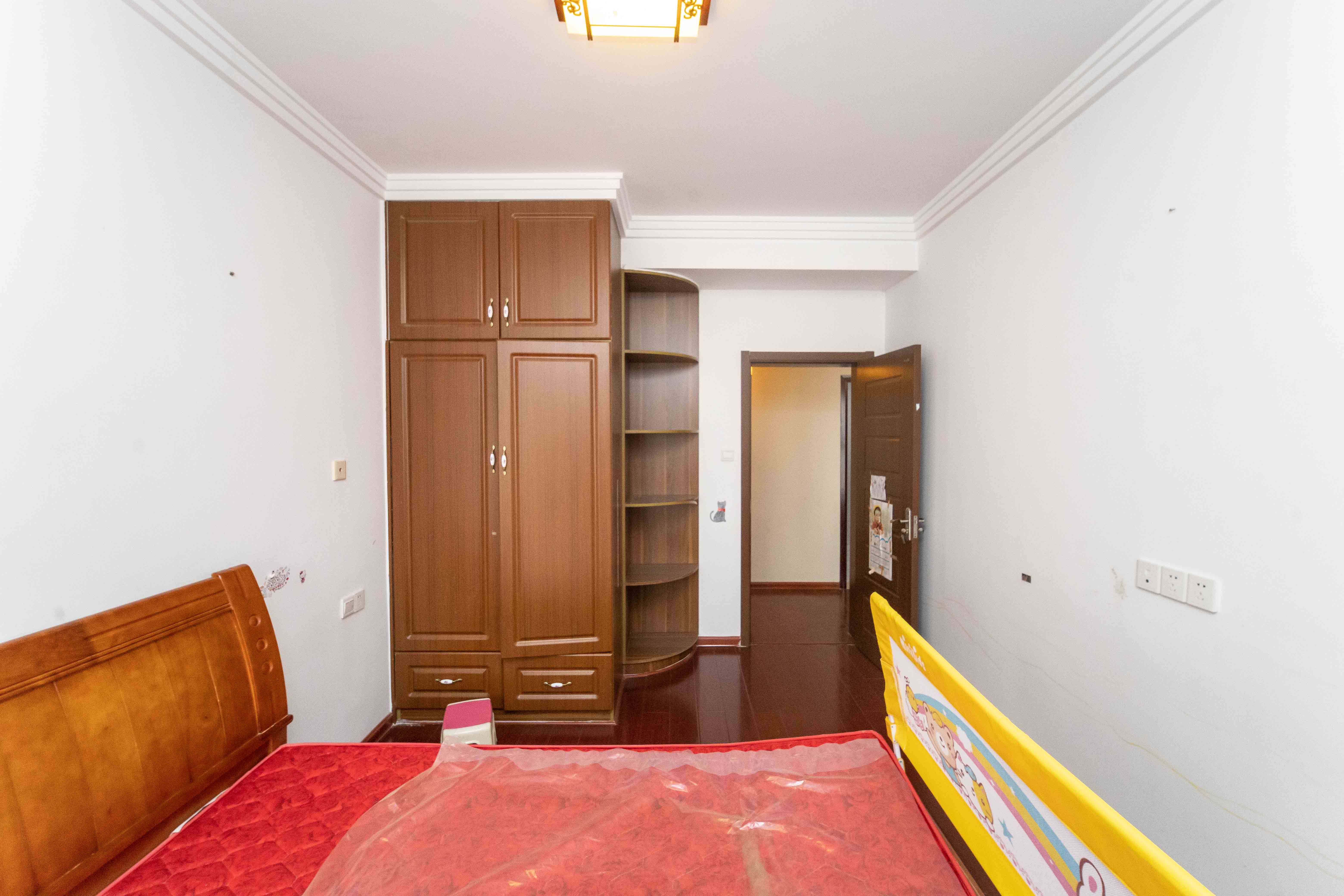 泊爱蓝湾 2室2厅1卫 69.9万 泊爱蓝湾 2室2厅1卫 69.9万卧室