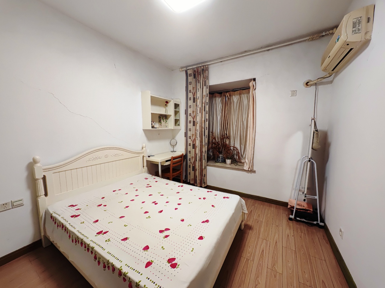 庐山恋 2室2厅1卫 36.8万 庐山恋 2室2厅1卫 36.8万室内图