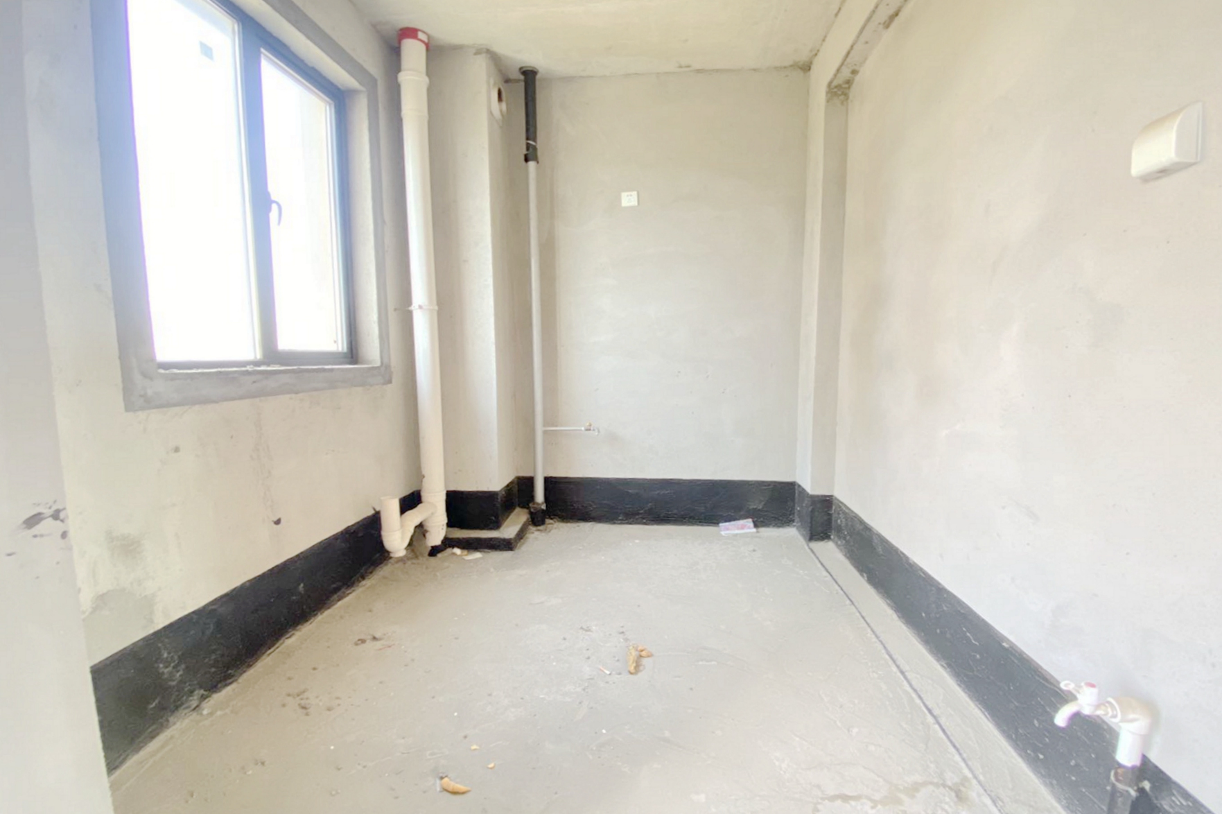 云栖国际  3室2厅2卫    70.8万 云栖国际  3室2厅2卫    70.8万厨房