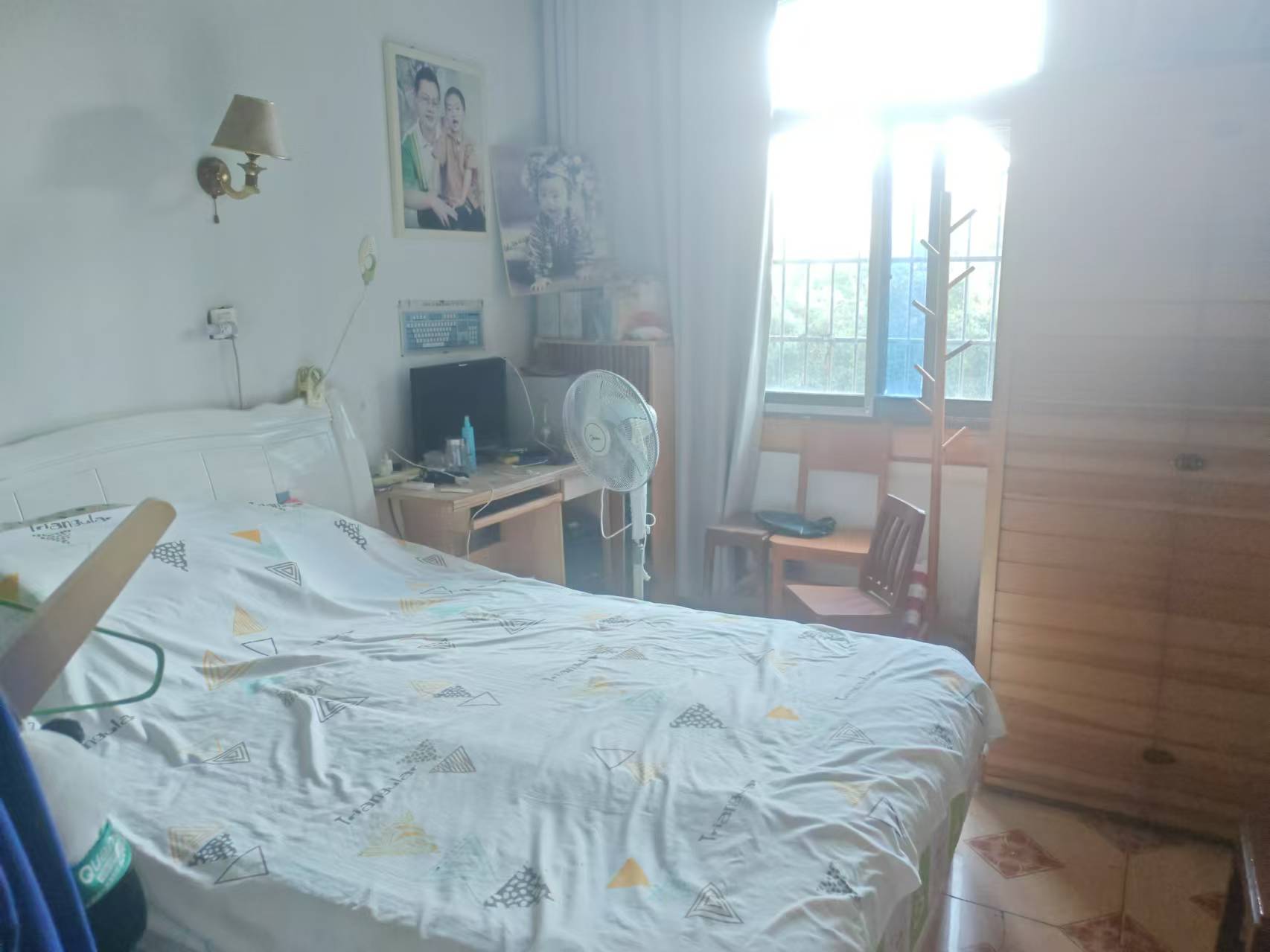 水文局家属楼 3室1厅1卫 1000.0元/月 水文局家属楼 3室1厅1卫 1000.0元/月室内图