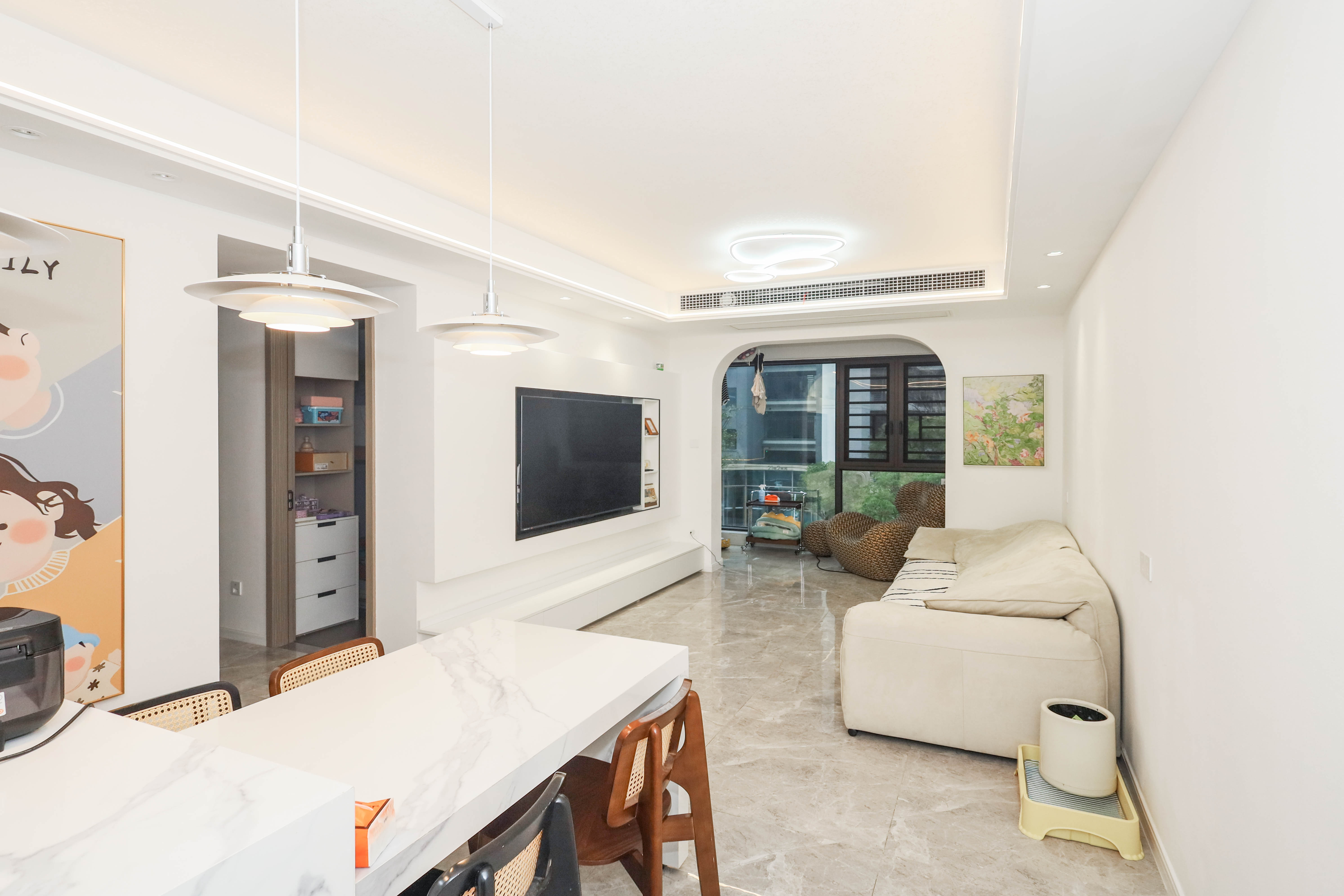 旭辉铂宸府 3室2厅2卫 120.0万 旭辉铂宸府 3室2厅2卫 120.0万客厅