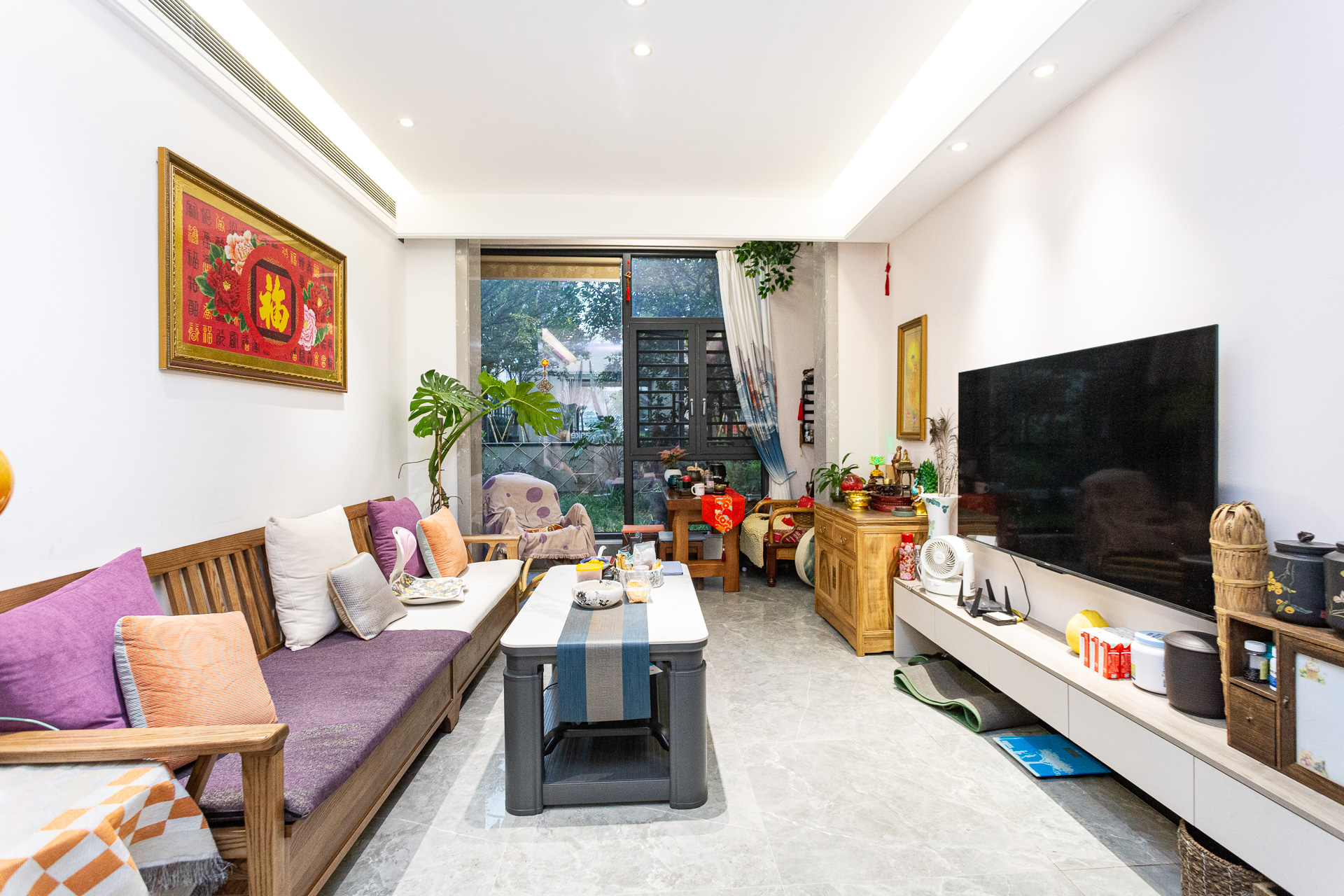 万科滨河道 3室2厅2卫 160.0万 万科滨河道 3室2厅2卫 160.0万客厅