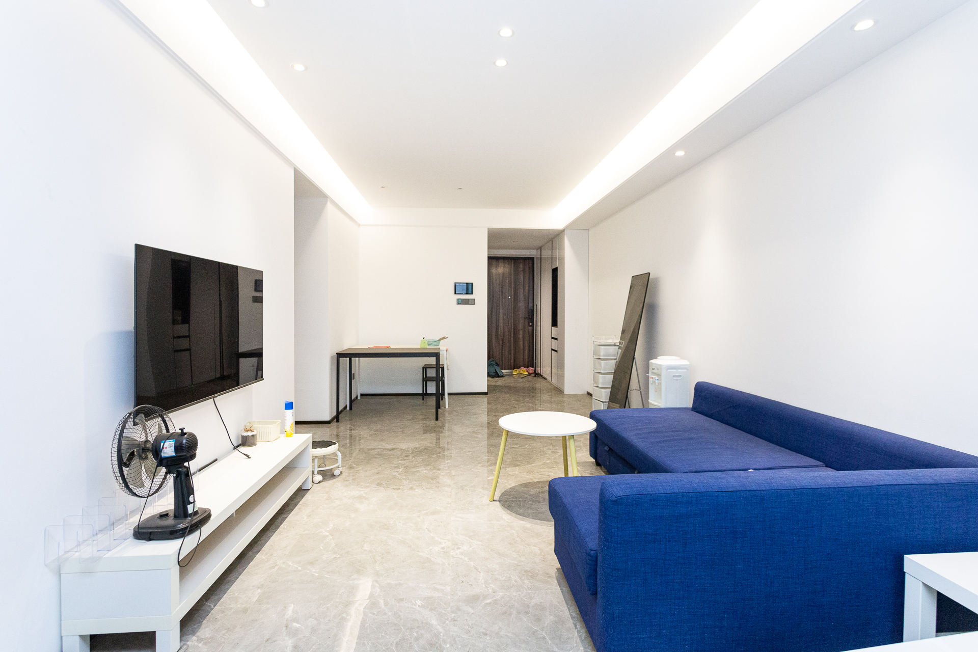 万科滨河道 3室2厅2卫 128.0万 万科滨河道 3室2厅2卫 128.0万客厅