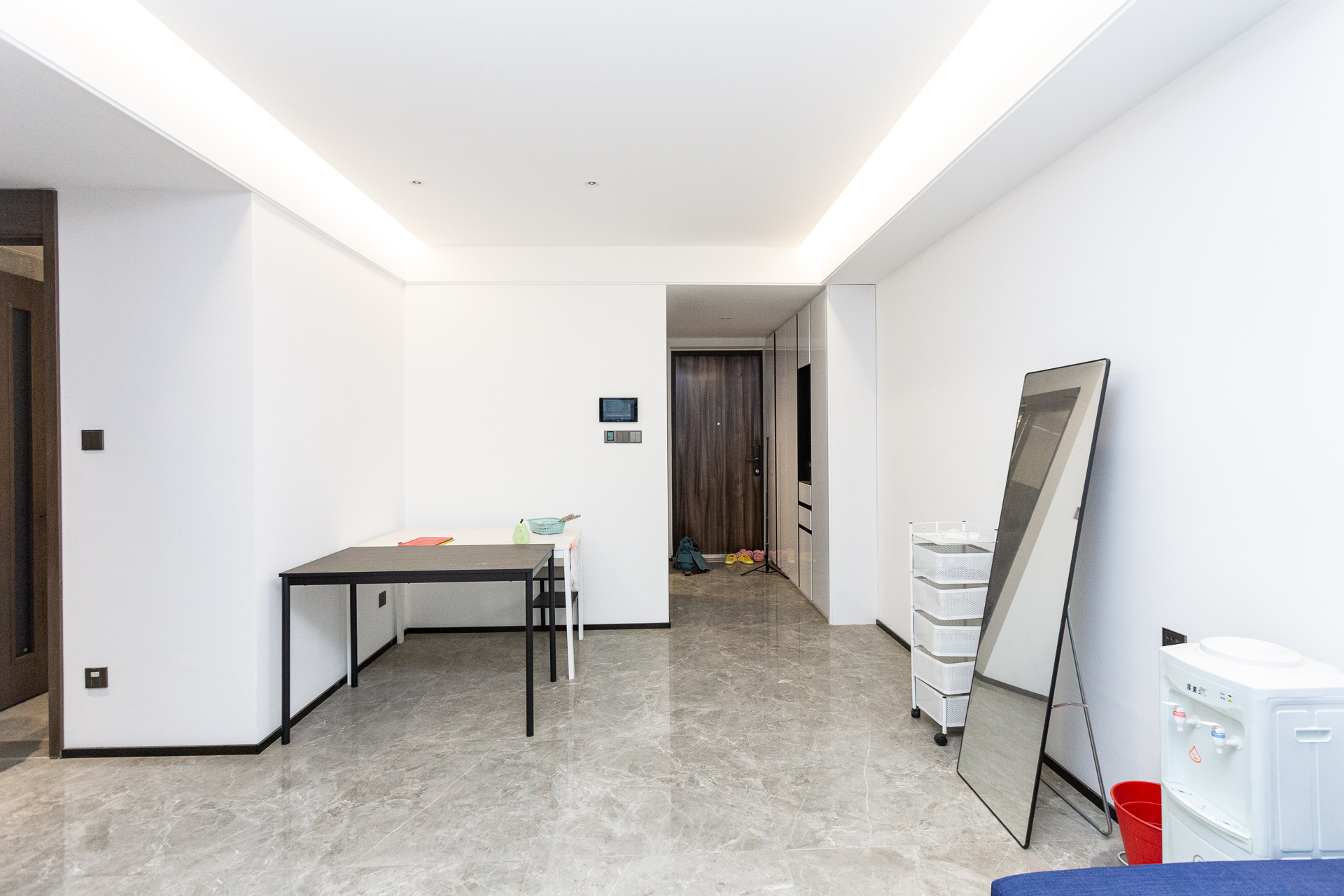 万科滨河道 3室2厅2卫 128.0万 万科滨河道 3室2厅2卫 128.0万客厅