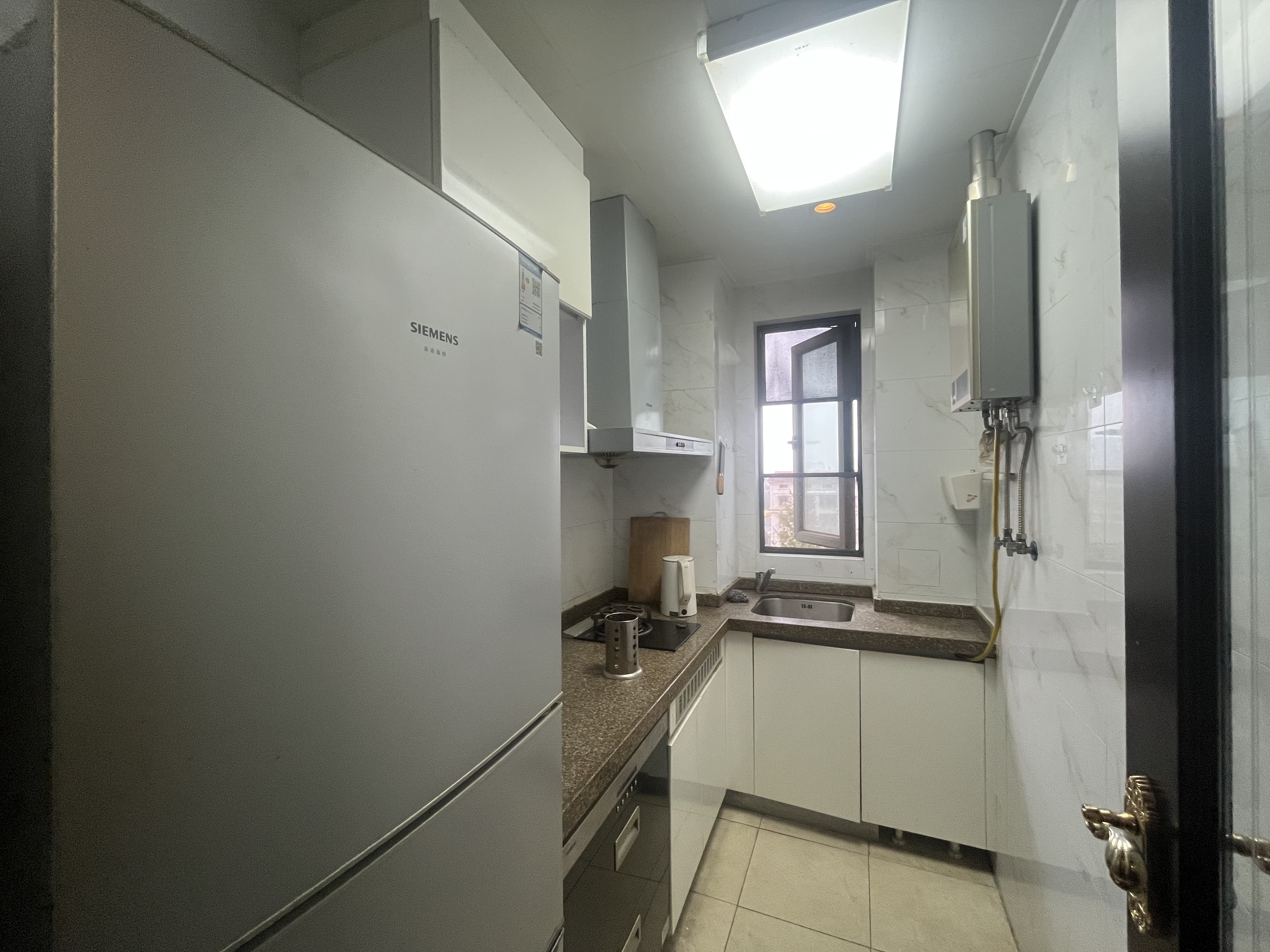 恒大绿洲 1室1厅1卫 1100.0元/月 恒大绿洲 1室1厅1卫 1100.0元/月户型图