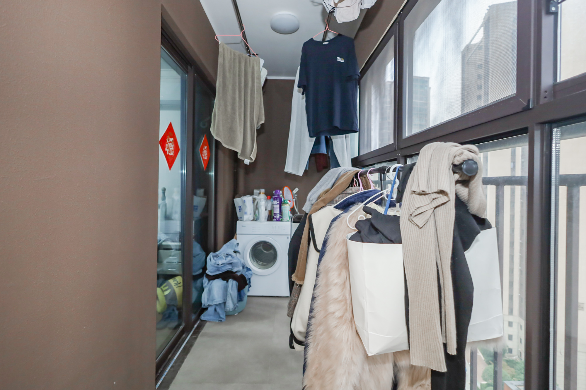 越秀悦湖台  3室2厅2卫   169.80万阳台
