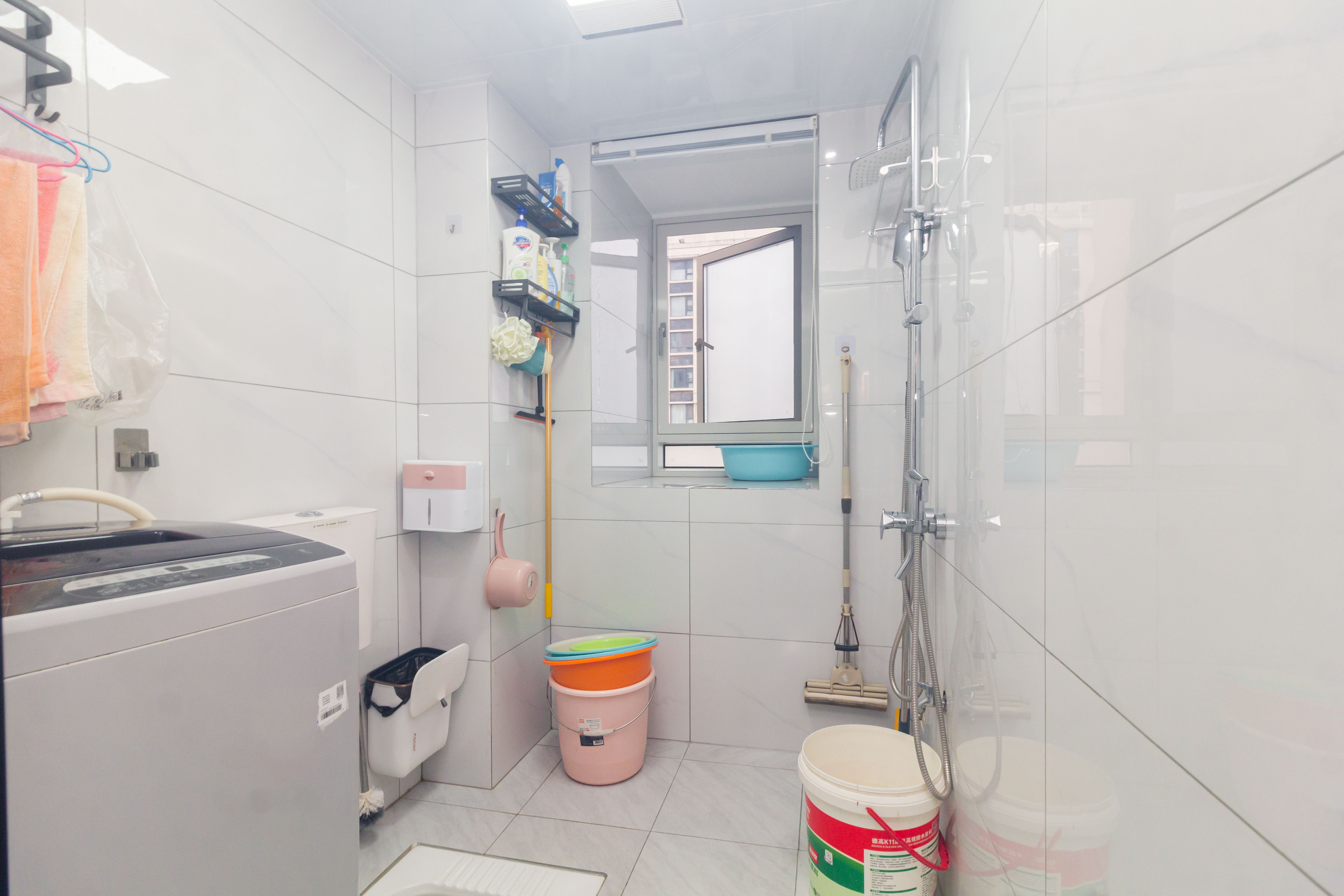 金科天悦(金科美邻汇)  3室2厅2卫    88.0万 金科天悦(金科美邻汇)  3室2厅2卫    88.0万卫生间