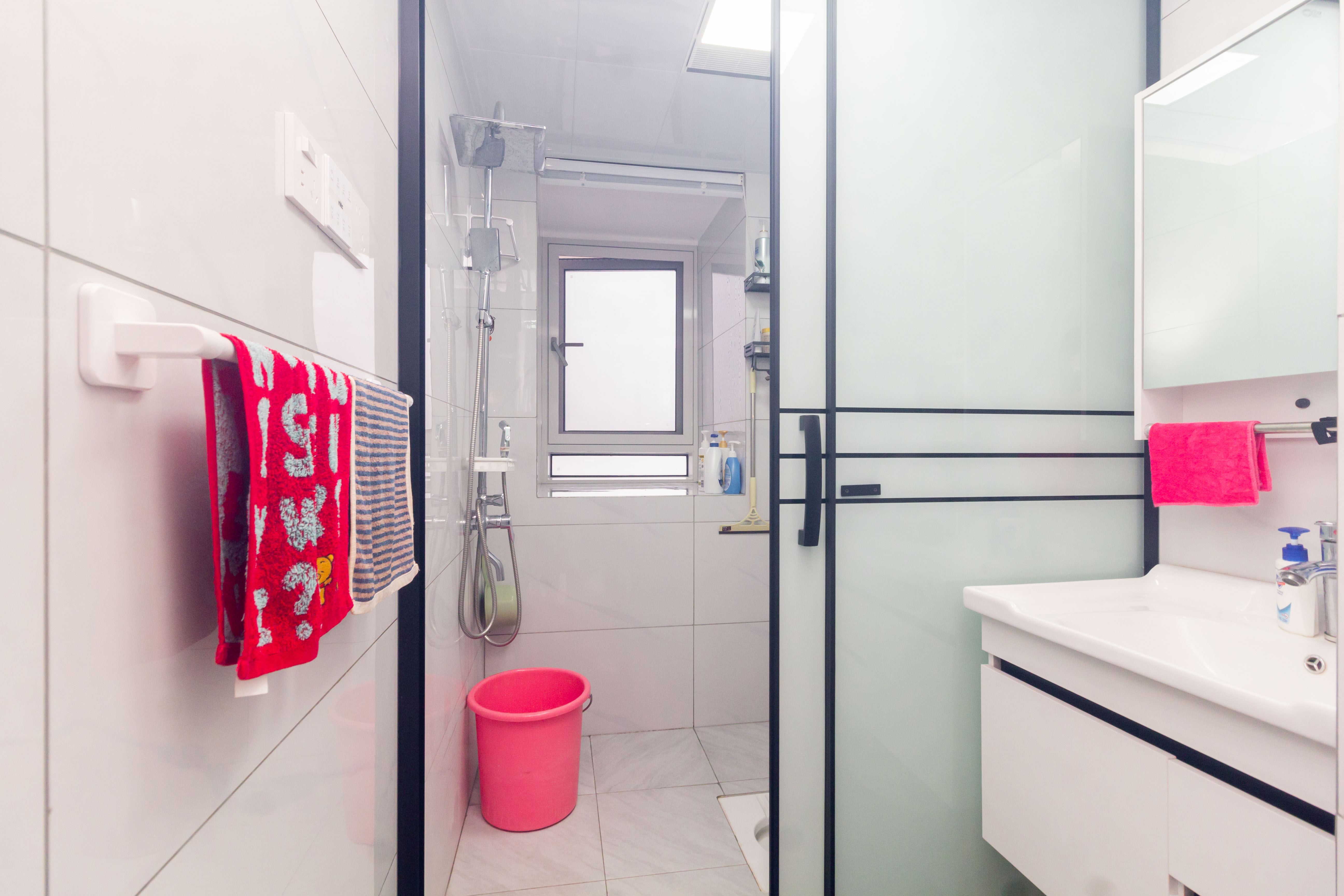 金科天悦(金科美邻汇)  3室2厅2卫    88.0万 金科天悦(金科美邻汇)  3室2厅2卫    88.0万卫生间