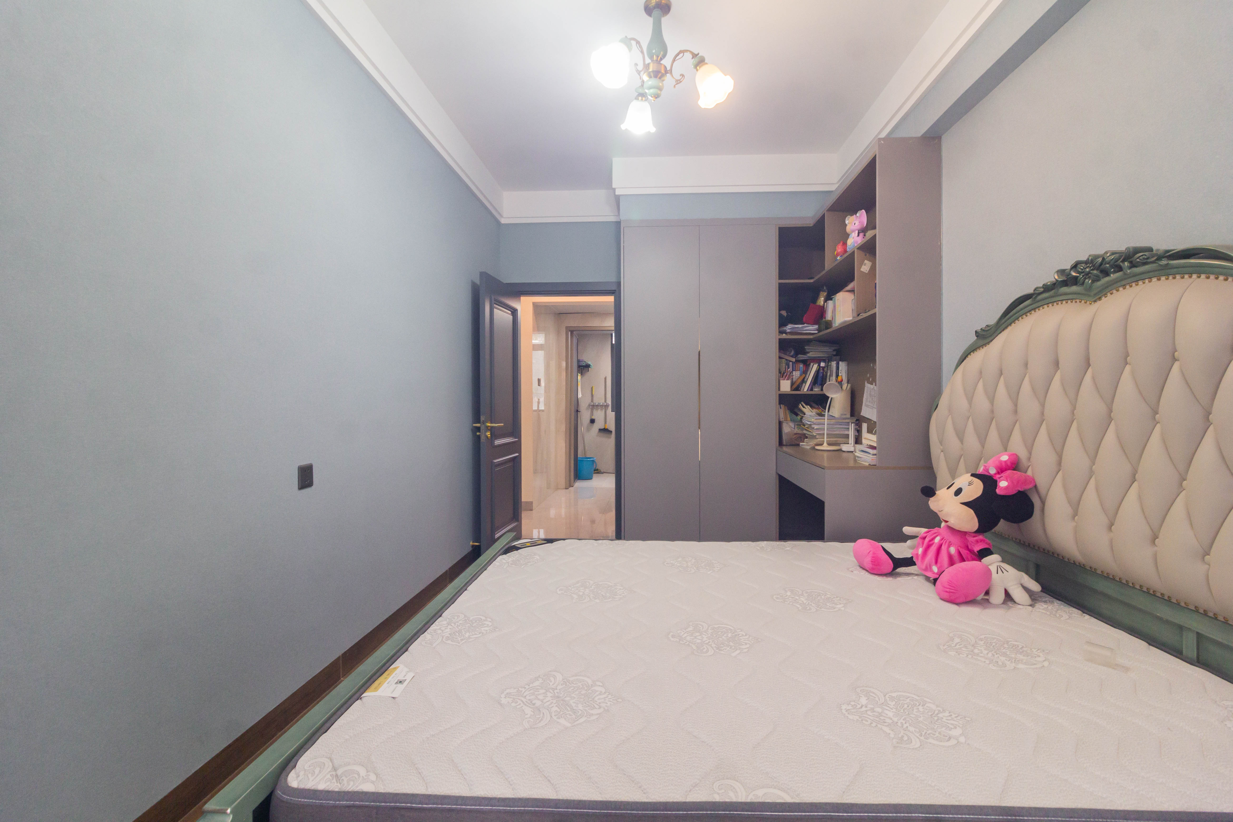 福天星中心(福天星雅苑) 4室2厅2卫 195.0万 福天星中心(福天星雅苑) 4室2厅2卫 195.0万卧室