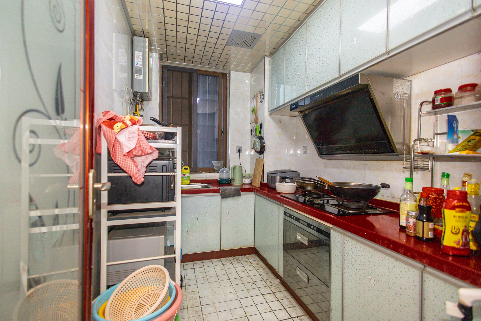 湖湾世景 4室2厅2卫 98.0万 湖湾世景 4室2厅2卫 98.0万厨房