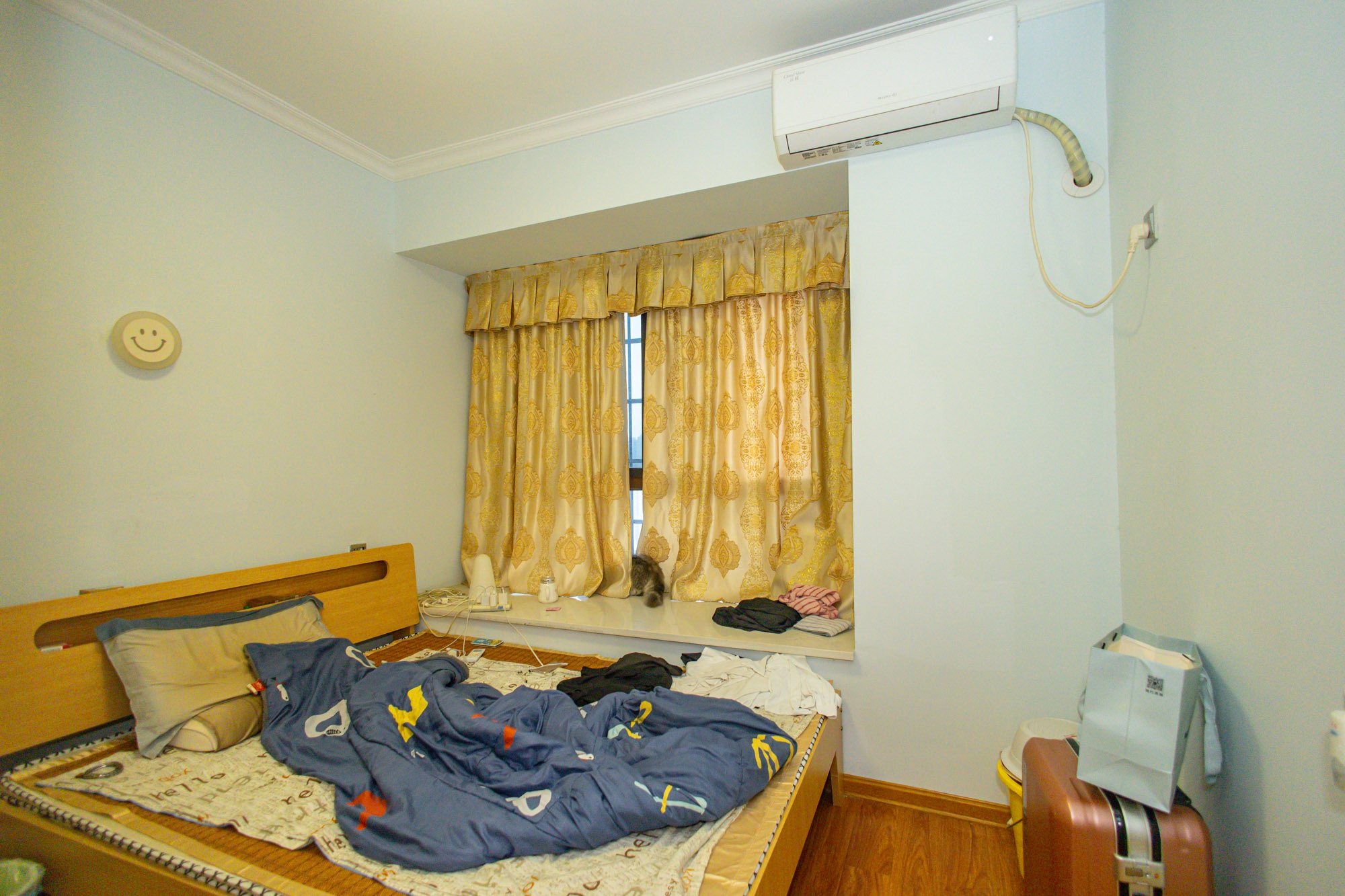 湖湾世景 4室2厅2卫 98.0万 湖湾世景 4室2厅2卫 98.0万卧室