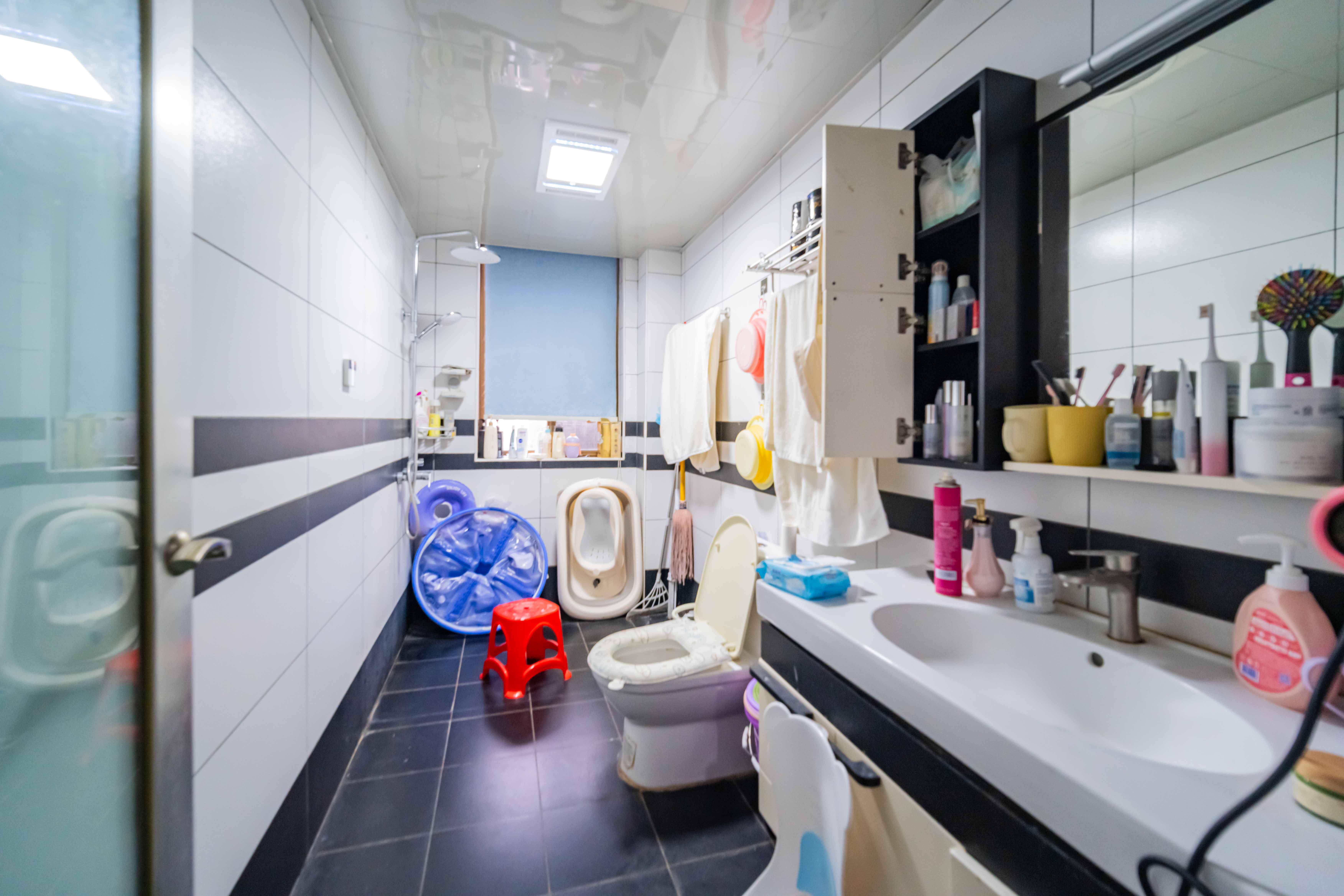 湘核佳苑 2室2厅1卫 68.0万 湘核佳苑 2室2厅1卫 68.0万卫生间