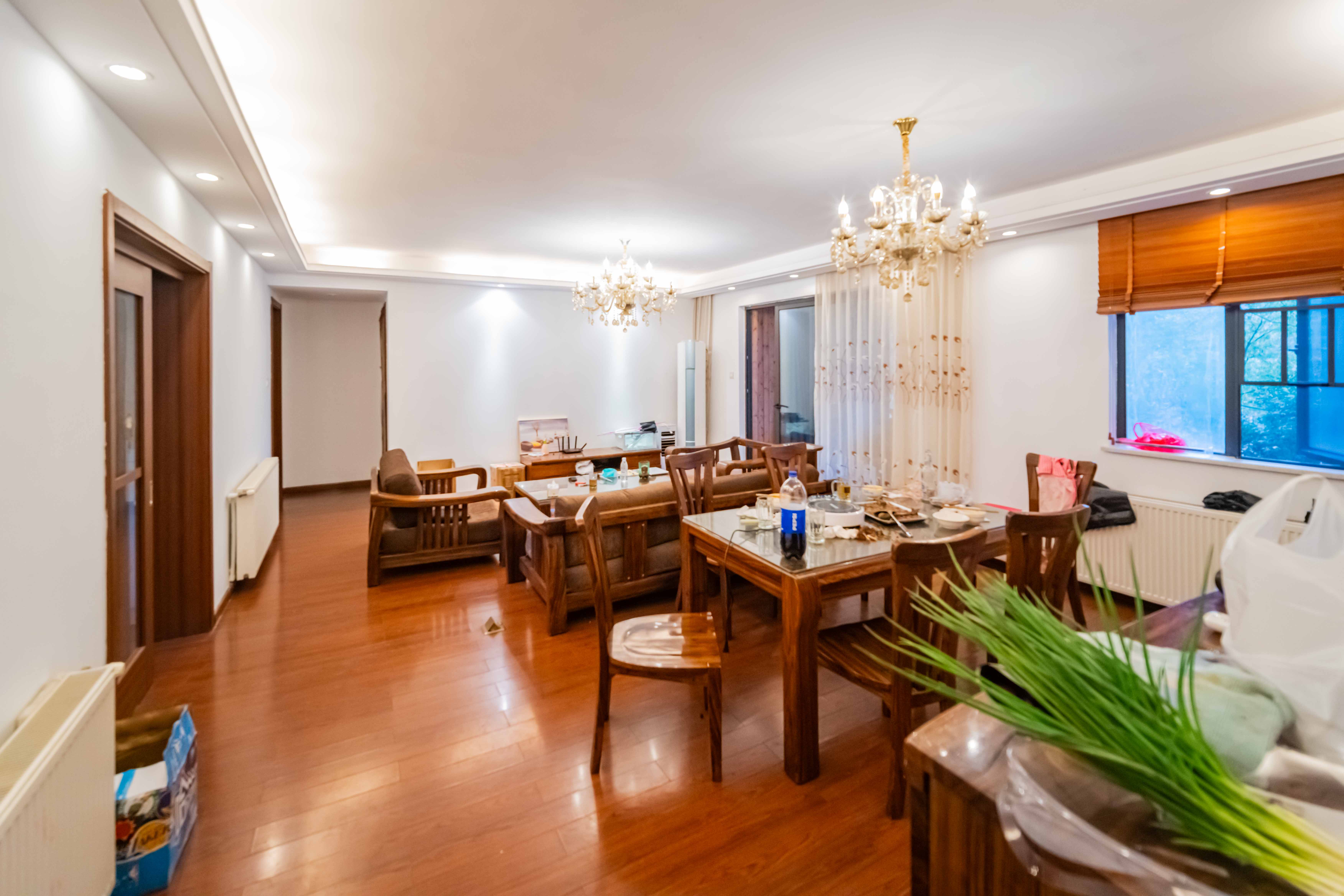 万科金域华府一期 1室2厅2卫 122.0万 万科金域华府一期 1室2厅2卫 122.0万客厅