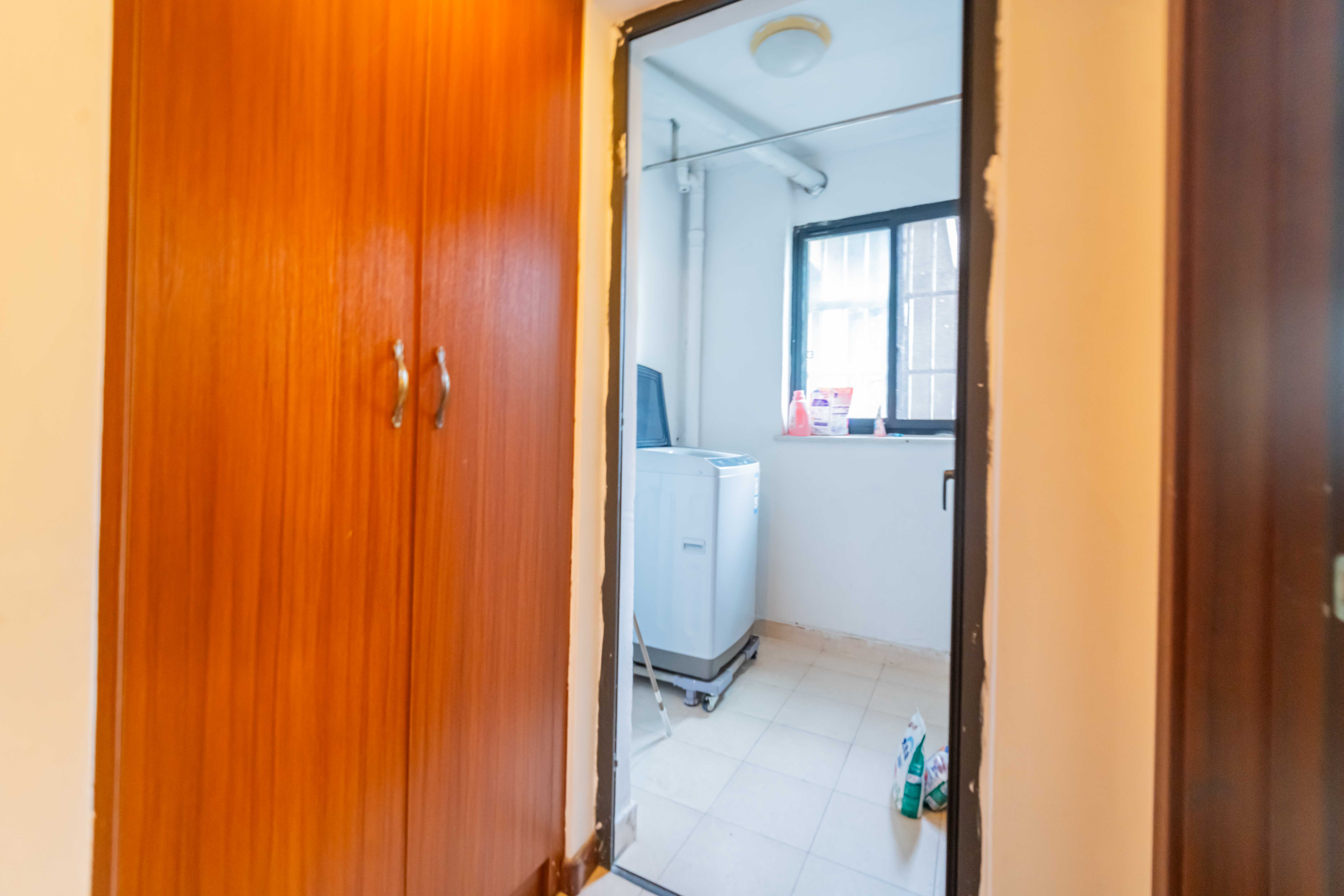 万科金域华府一期 1室2厅2卫 122.0万 万科金域华府一期 1室2厅2卫 122.0万卫生间