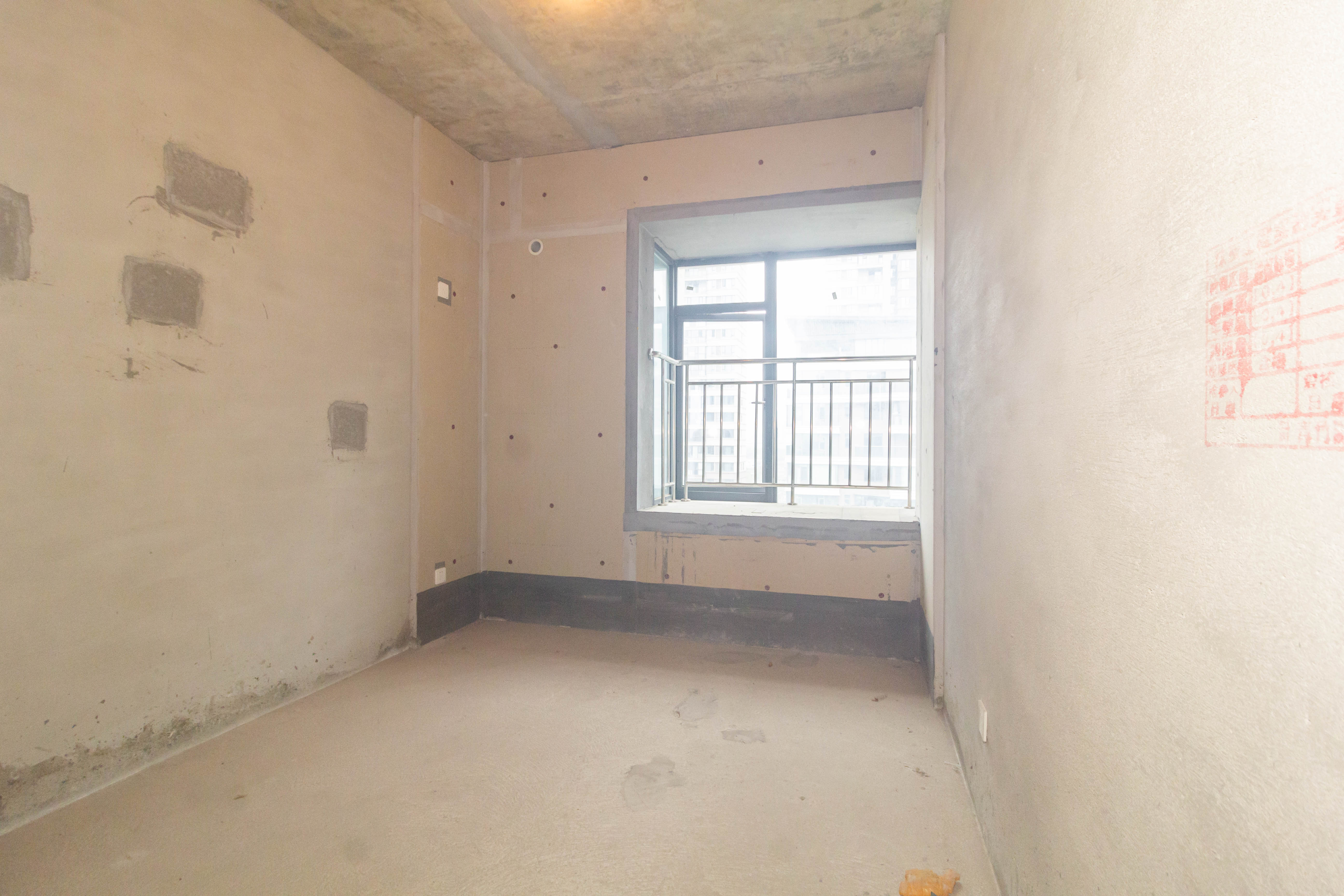 福天星中心(福天星雅苑) 5室2厅2卫 158.0万 福天星中心(福天星雅苑) 5室2厅2卫 158.0万卧室