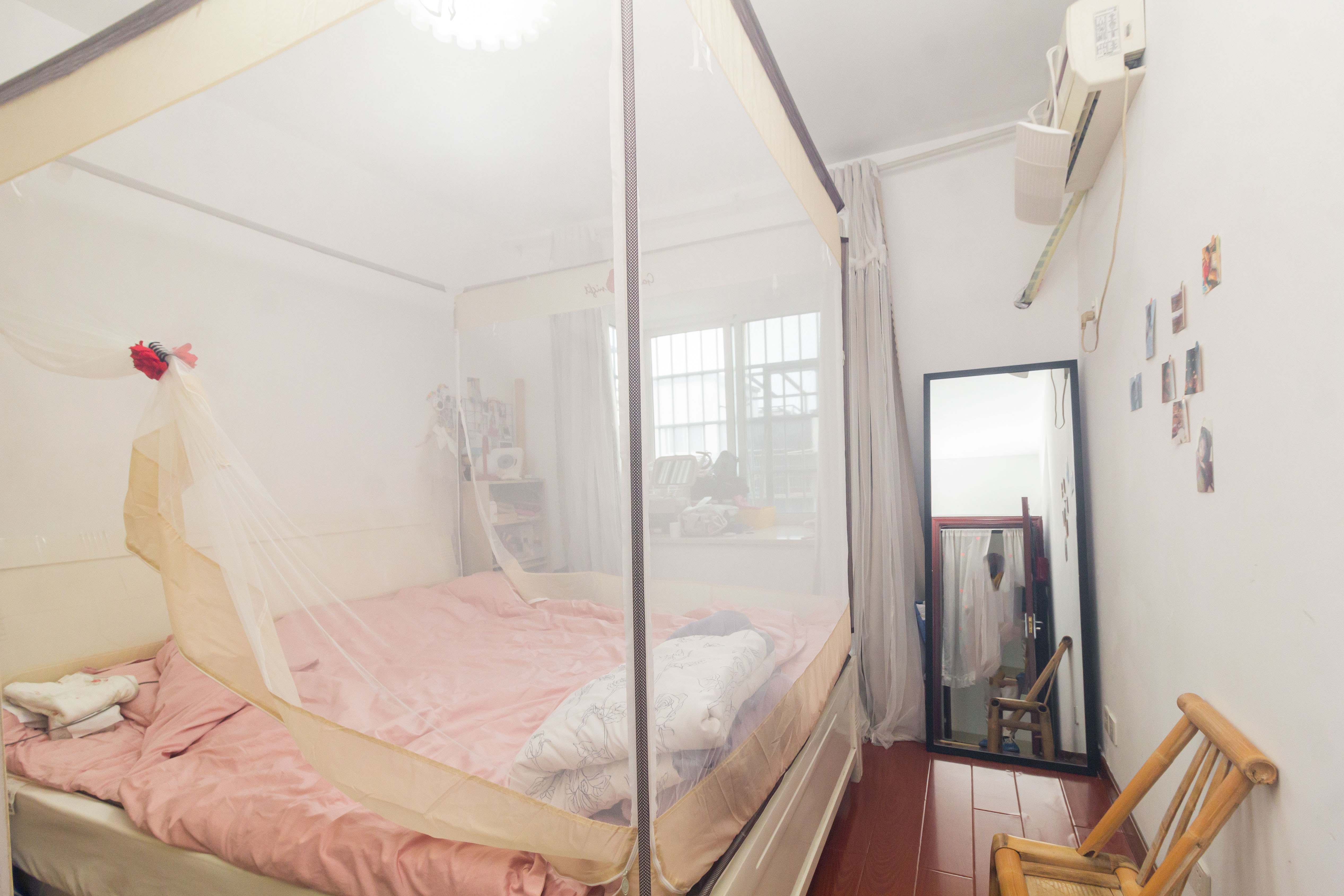 创业乐园 3室2厅2卫 59.8万 创业乐园 3室2厅2卫 59.8万卧室