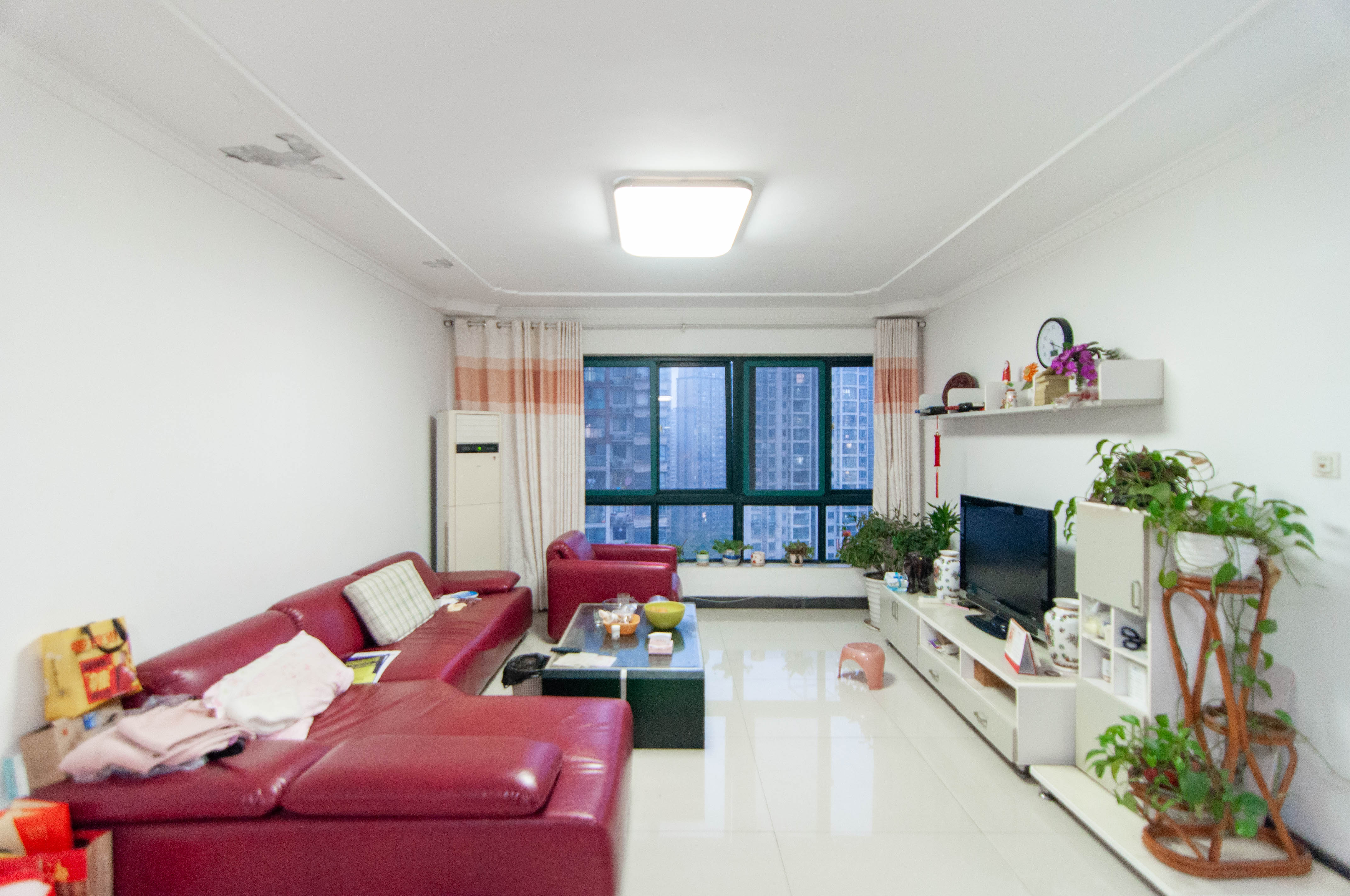 高鑫麓城  3室2厅2卫    121.8万 高鑫麓城  3室2厅2卫    121.8万