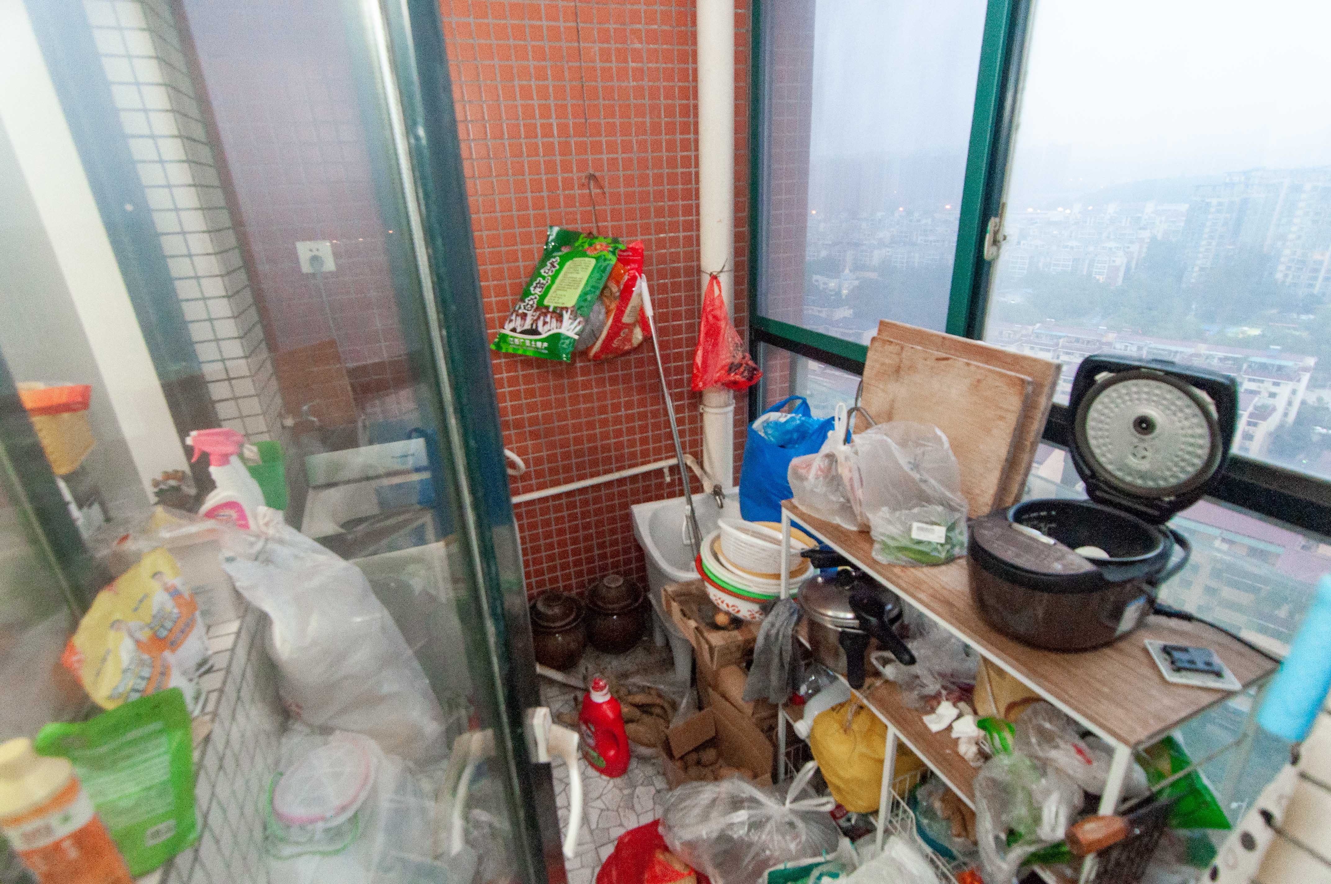 高鑫麓城  3室2厅2卫    121.8万厨房