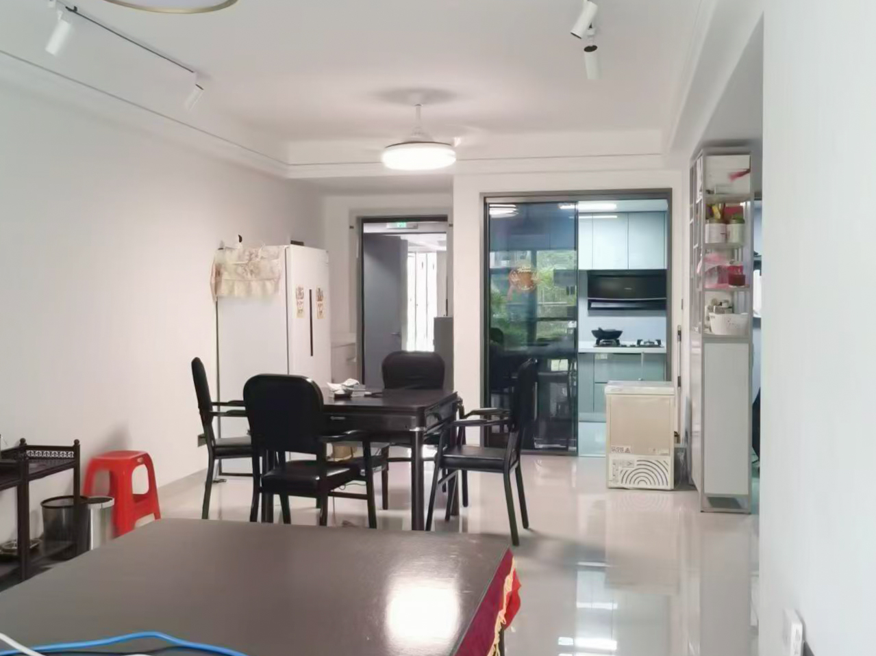 新城朗隽大都会  3室2厅2卫    72.8万 新城朗隽大都会  3室2厅2卫    72.8万