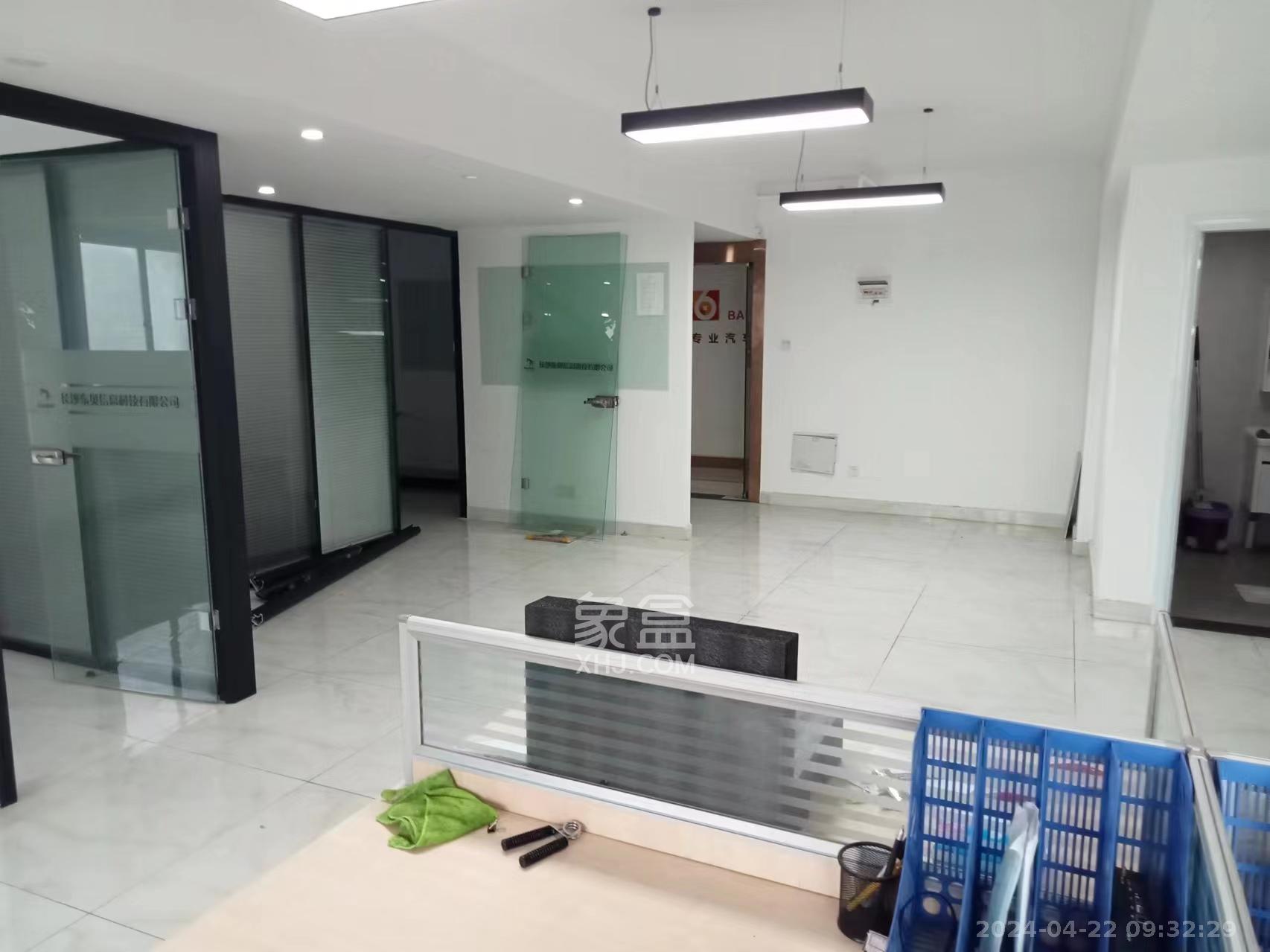 人瑞潇湘国际 1室1厅1卫 4500.0元/月 人瑞潇湘国际 1室1厅1卫 4500.0元/月室内图