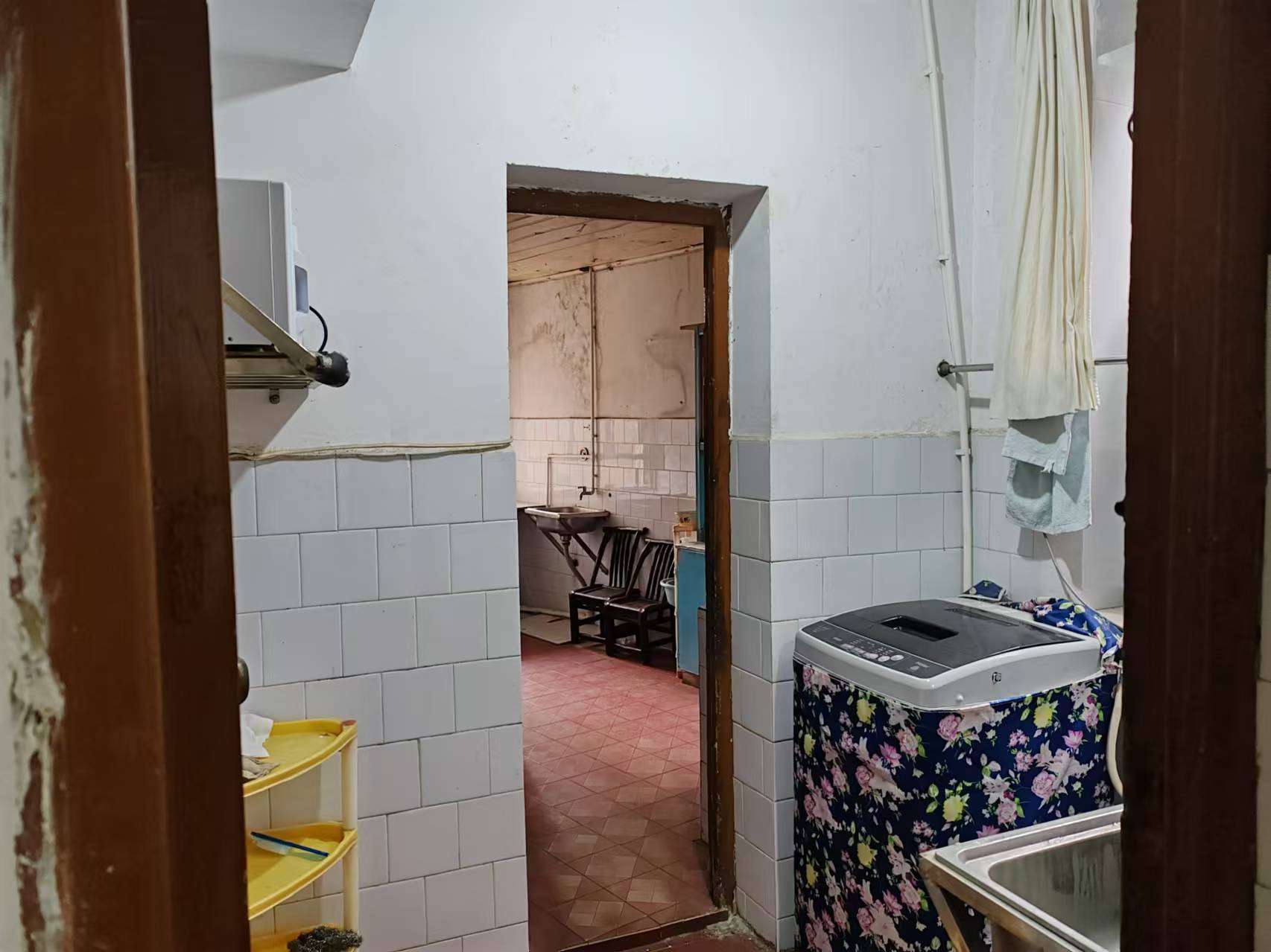 左家塘散盘(营山巷、曾家湾巷、妹子山巷) 3室1厅1卫 1600.0元/月 左家塘散盘(营山巷、曾家湾巷、妹子山巷) 3室1厅1卫 1600.0元/月室内图