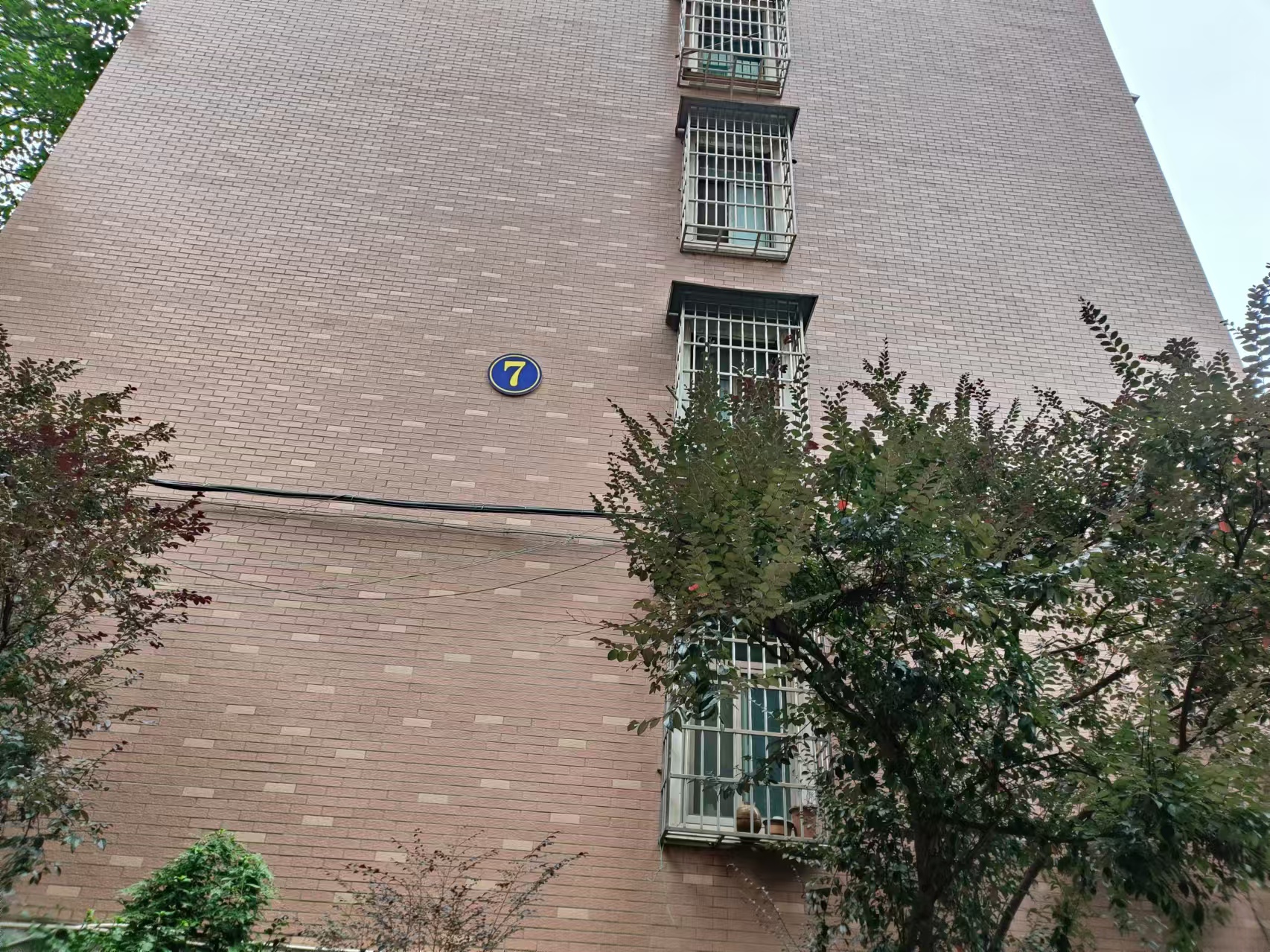 应电家园 3室2厅2卫 1080.0元/月 应电家园 3室2厅2卫 1080.0元/月小区图