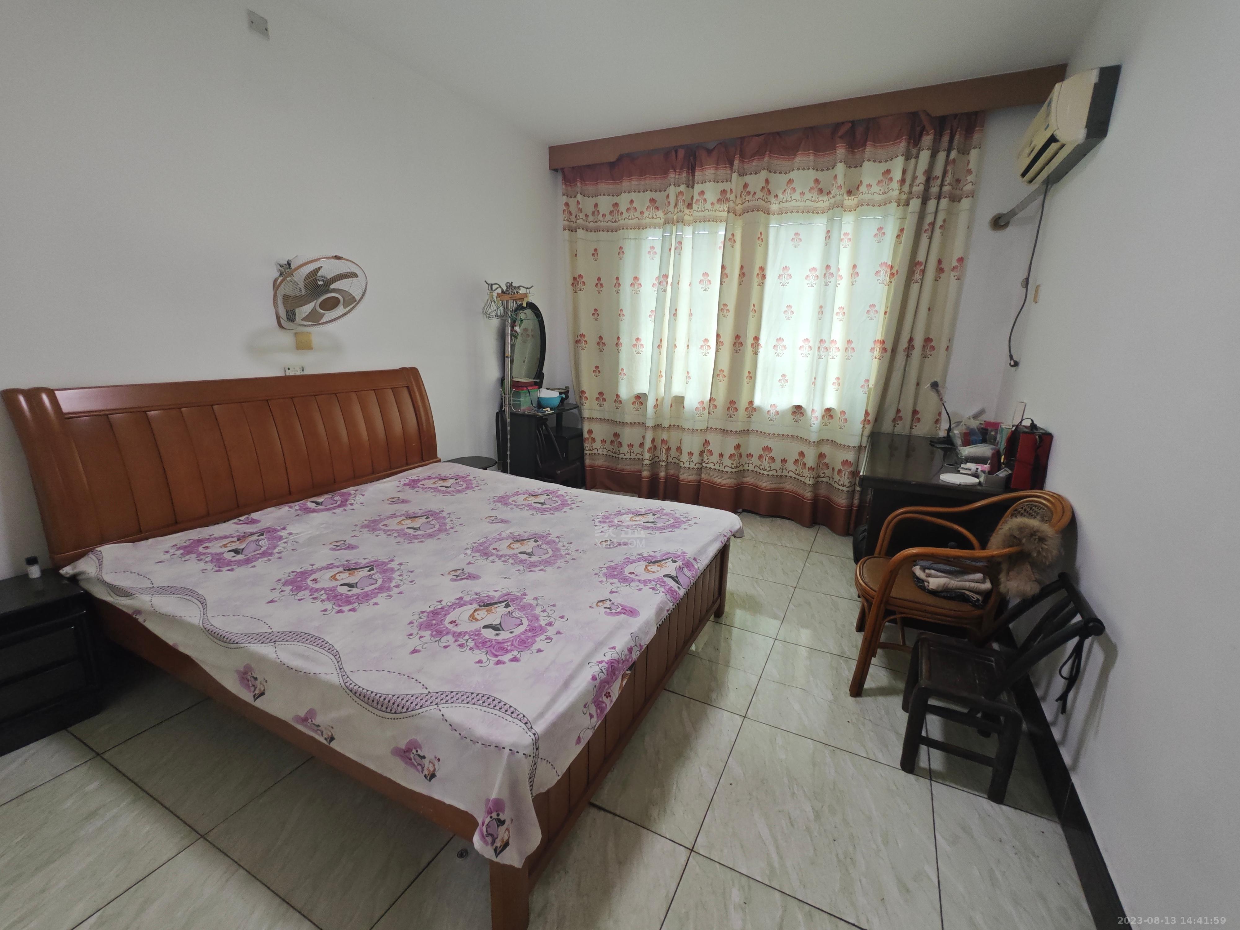 湘银小区 2室2厅1卫 1500.0元/月 湘银小区 2室2厅1卫 1500.0元/月室内图