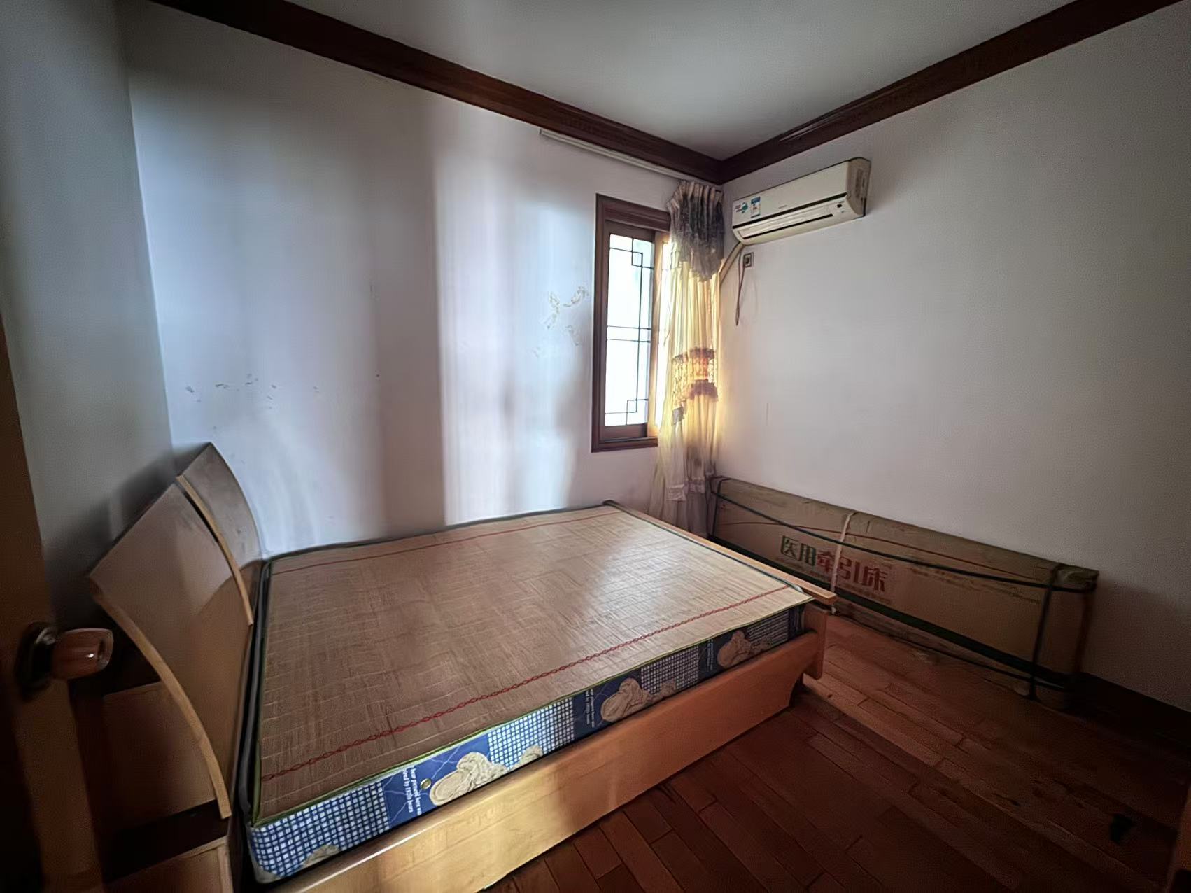 和谐小区 3室2厅2卫 900.0元/月 和谐小区 3室2厅2卫 900.0元/月室内图