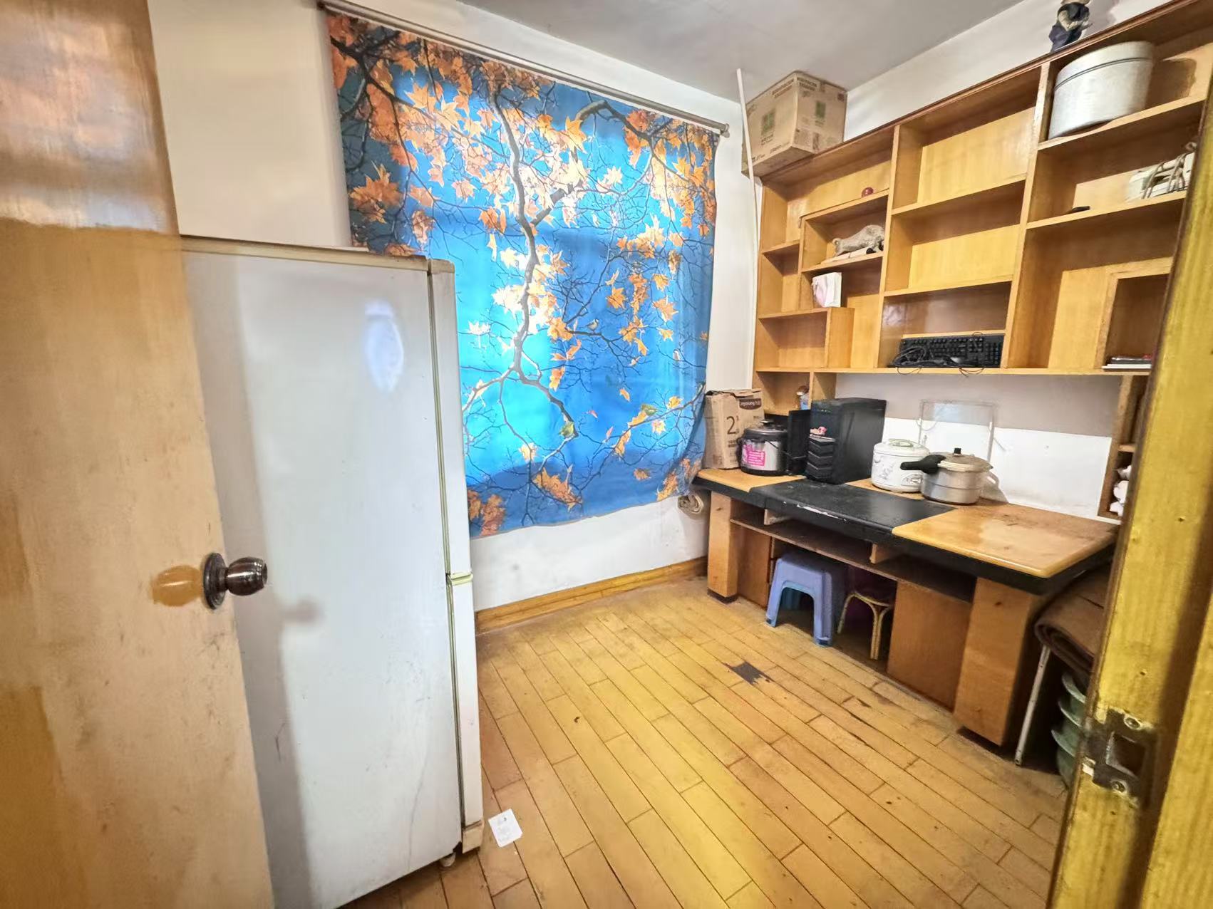 杏花园 3室2厅1卫 700.0元/月 杏花园 3室2厅1卫 700.0元/月室内图