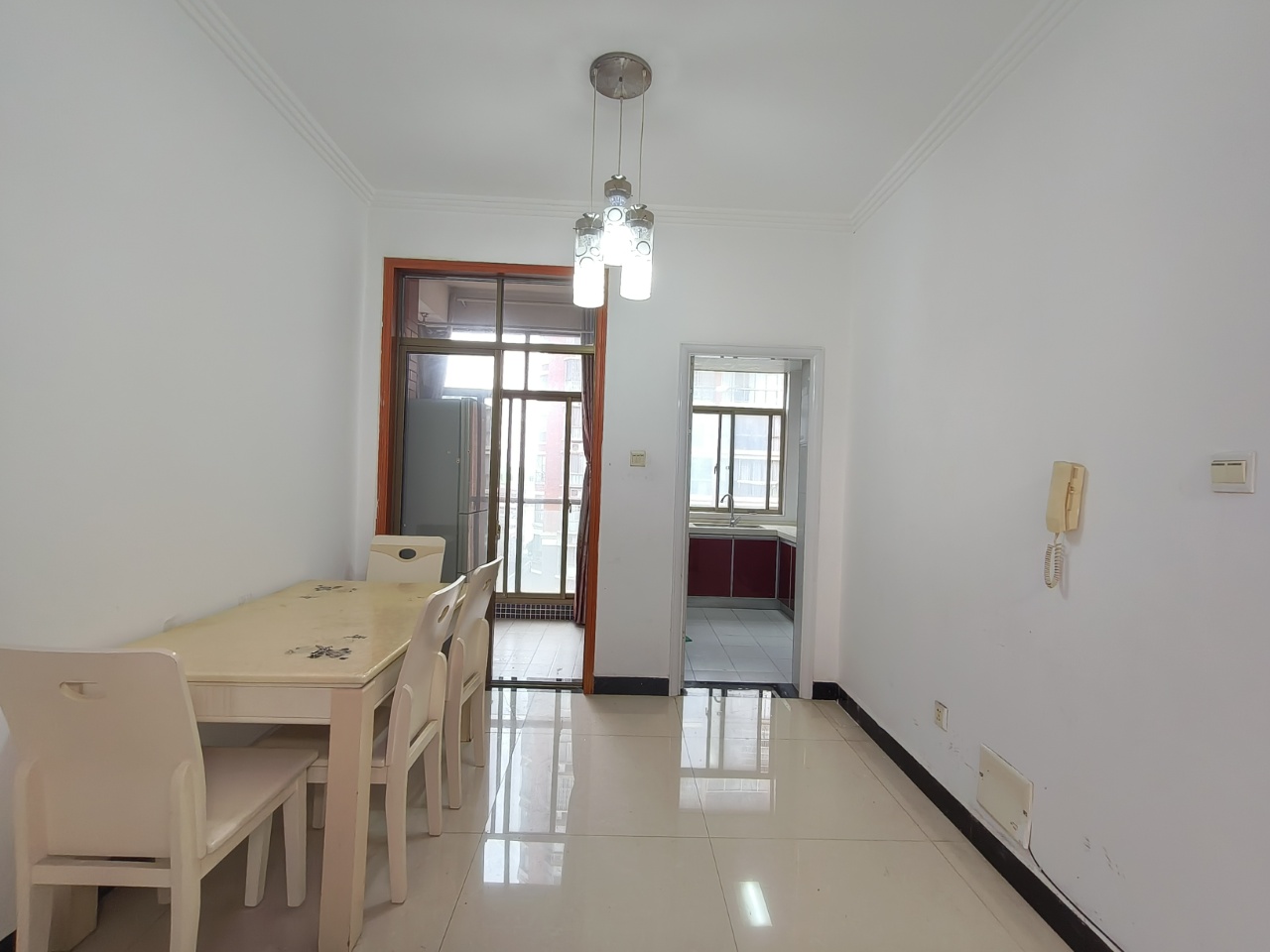 中天国际花园 3室2厅2卫 1600.0元/月 中天国际花园 3室2厅2卫 1600.0元/月室内图