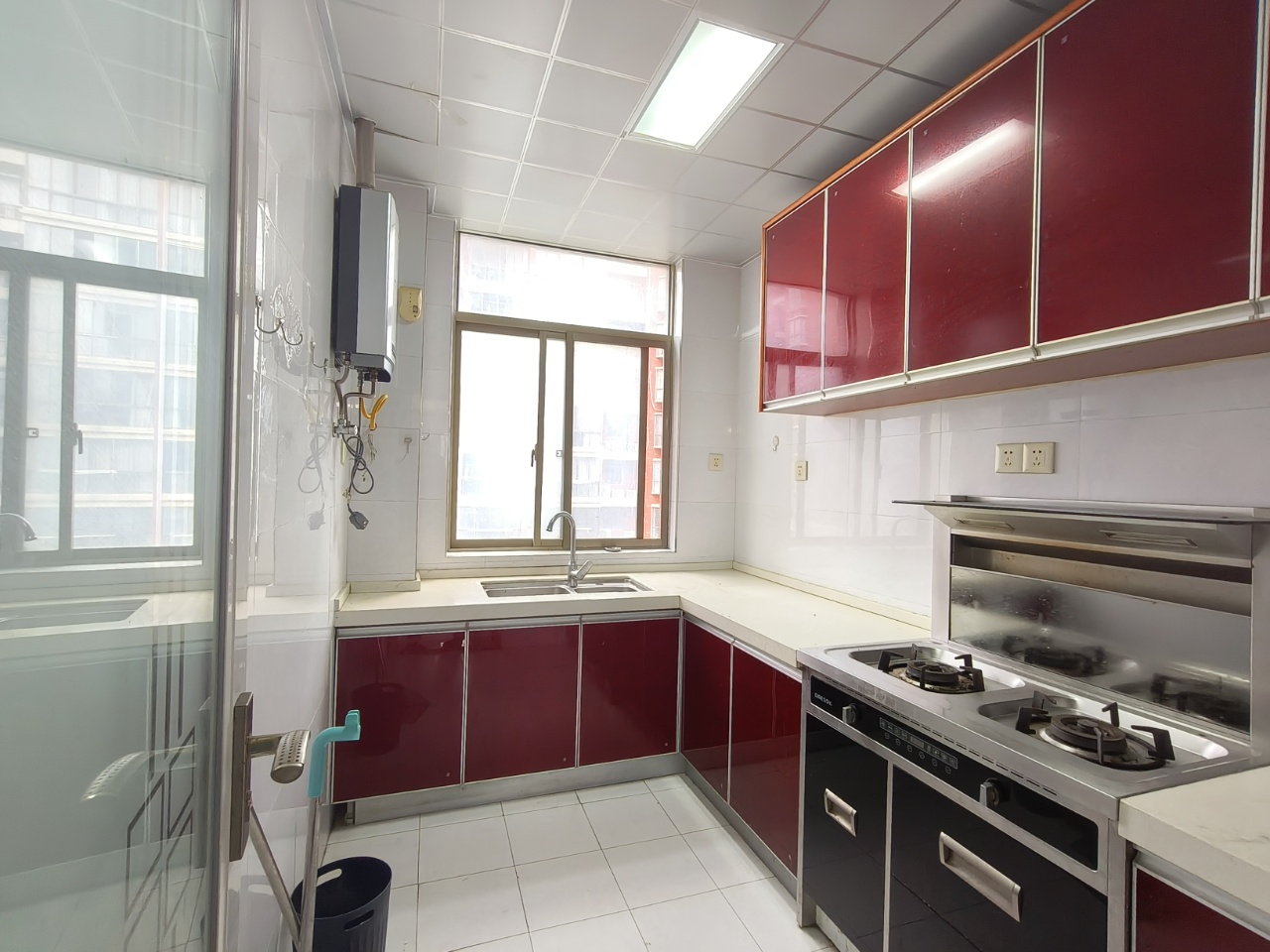 中天国际花园 3室2厅2卫 1600.0元/月 中天国际花园 3室2厅2卫 1600.0元/月室内图