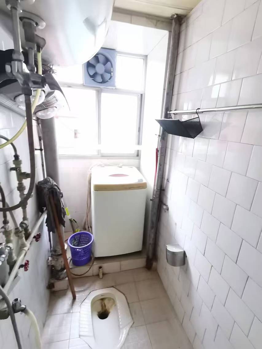 湖橡宿舍  2室1厅1卫   1600.00元/月室内图