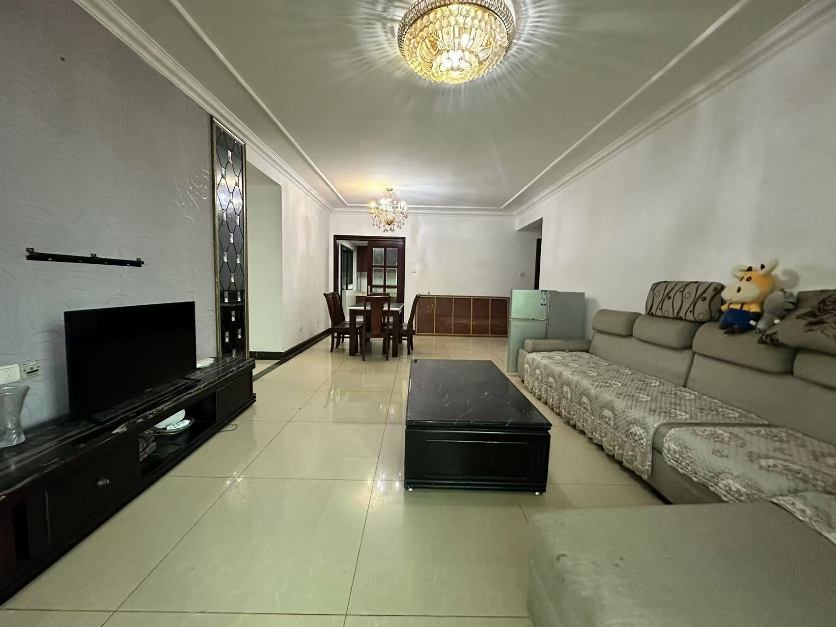 恒大名都 3室2厅2卫 1700.0元/月 恒大名都 3室2厅2卫 1700.0元/月室内图