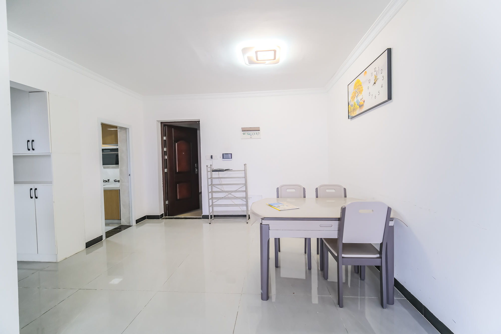 中安善化国际  3室2厅2卫    58.0万 中安善化国际  3室2厅2卫    58.0万客厅